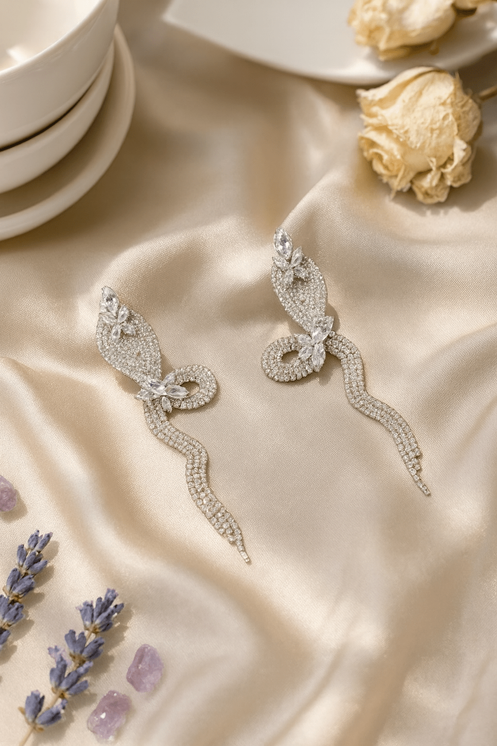 Luxury Crystal Long Curve Earrings - Maxiblink