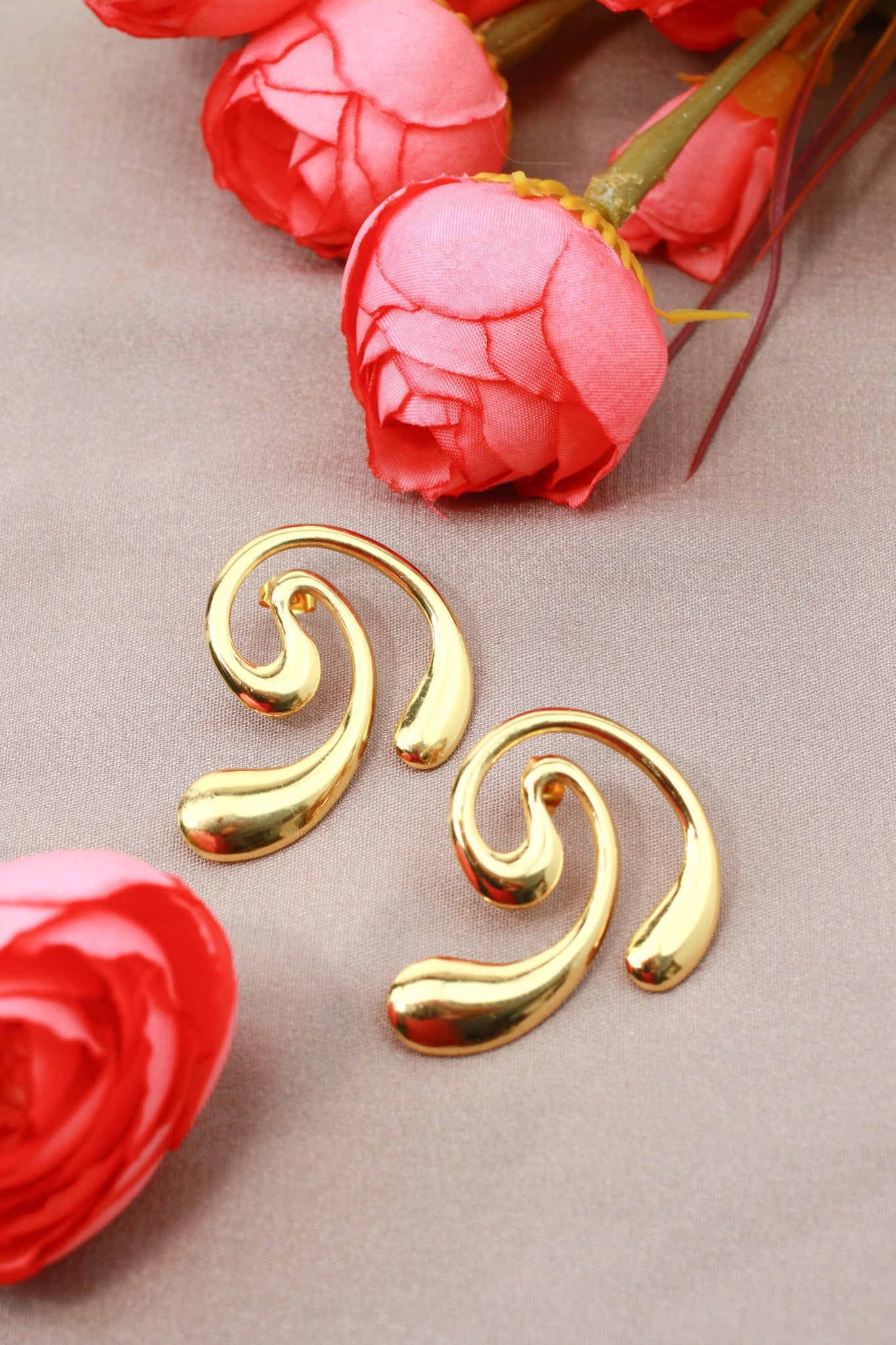 Swirl Drop Earrings – 18K Gold Plated - Maxiblink