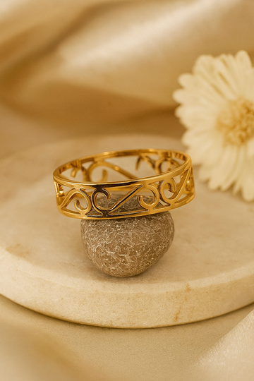 Vintage Scroll Gold Statement Ring