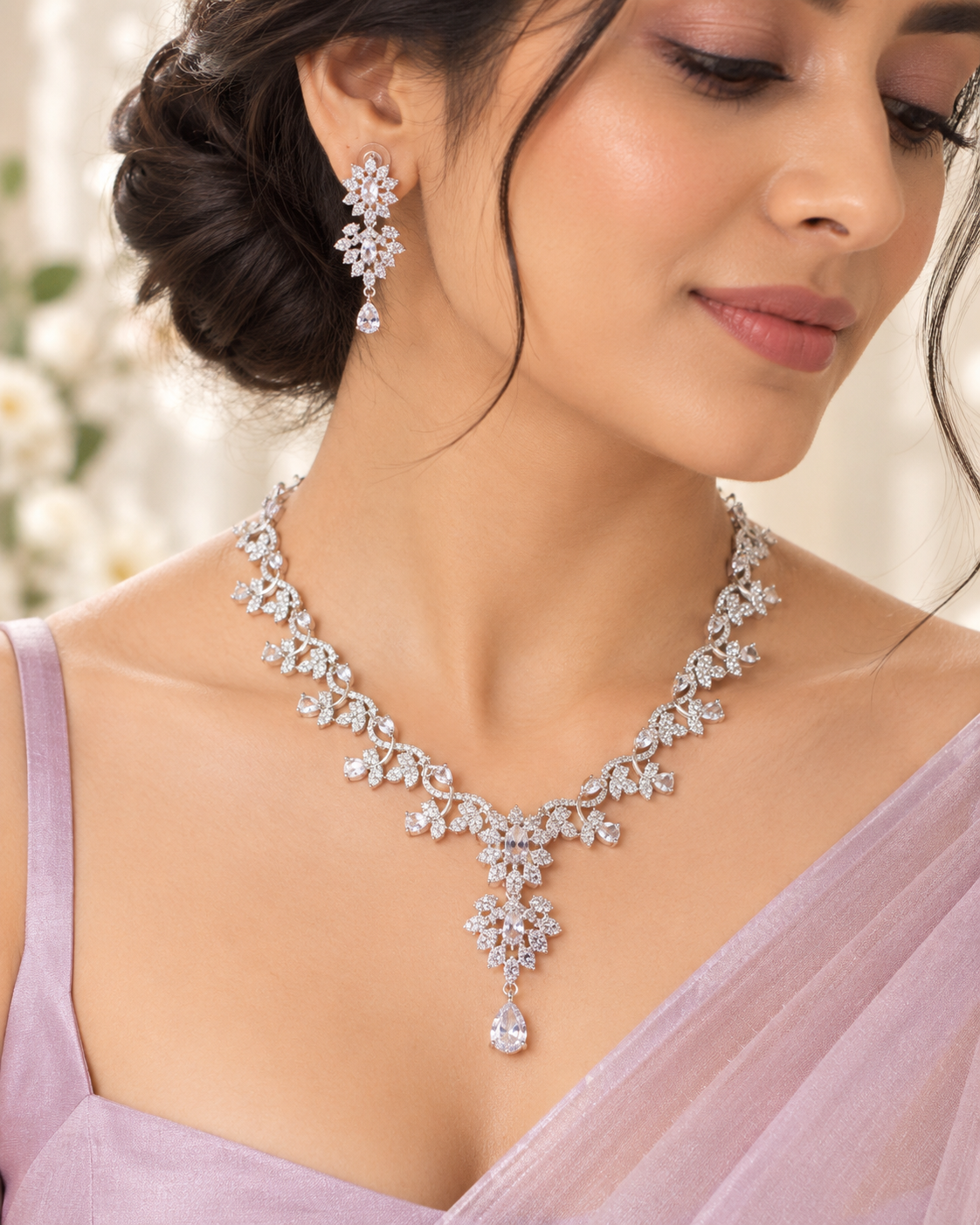 Clear Floral Snowflake Necklace Set