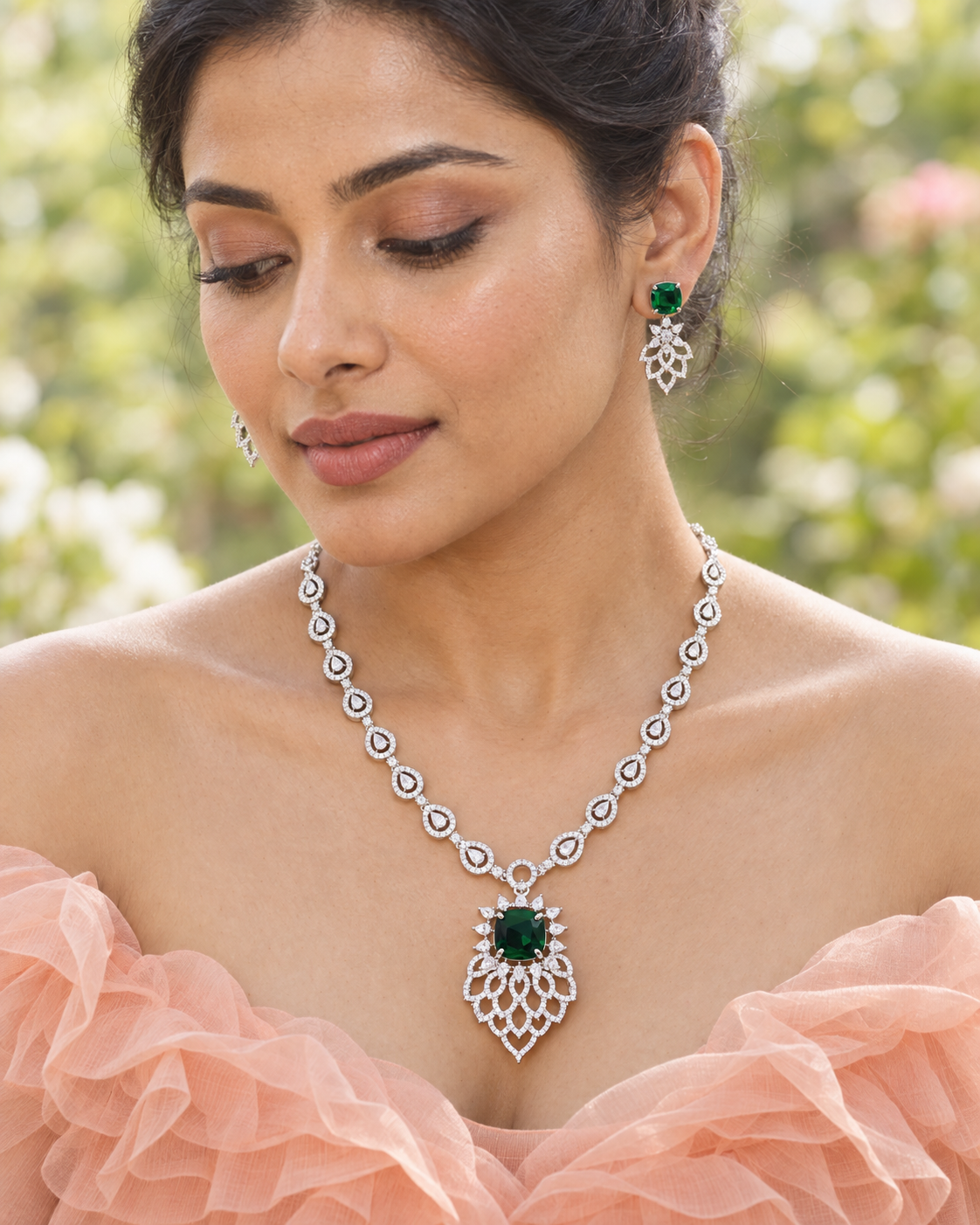 Emerald Lotus Halo Necklace Set
