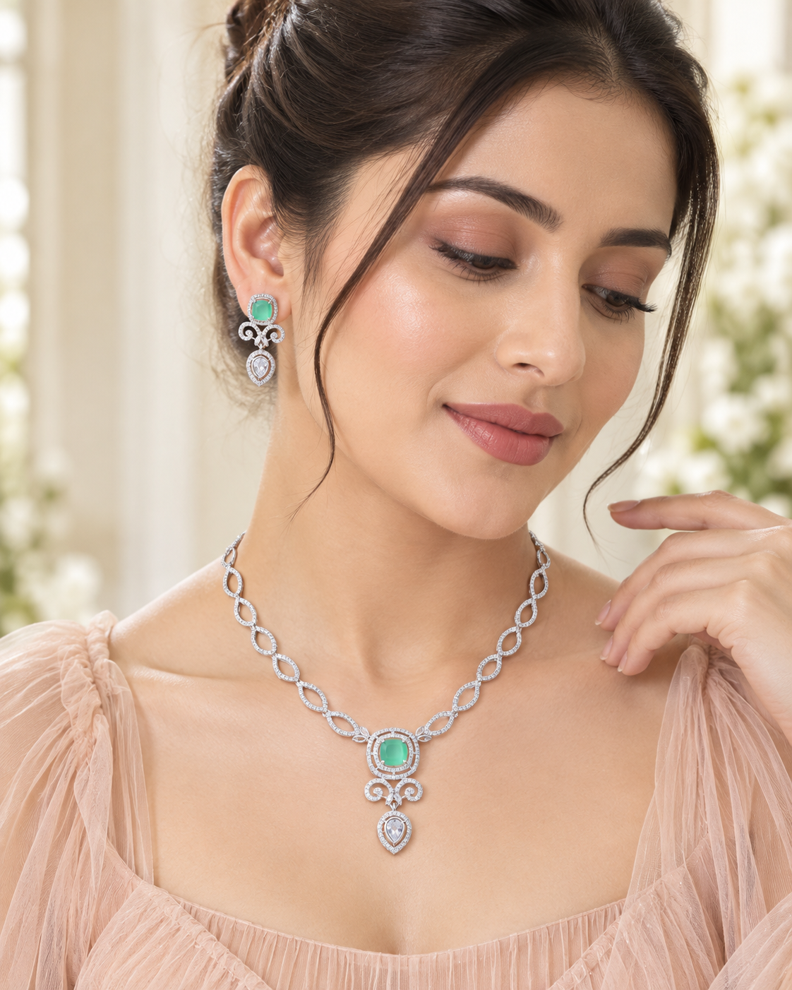 Emerald Scroll Halo Necklace Set