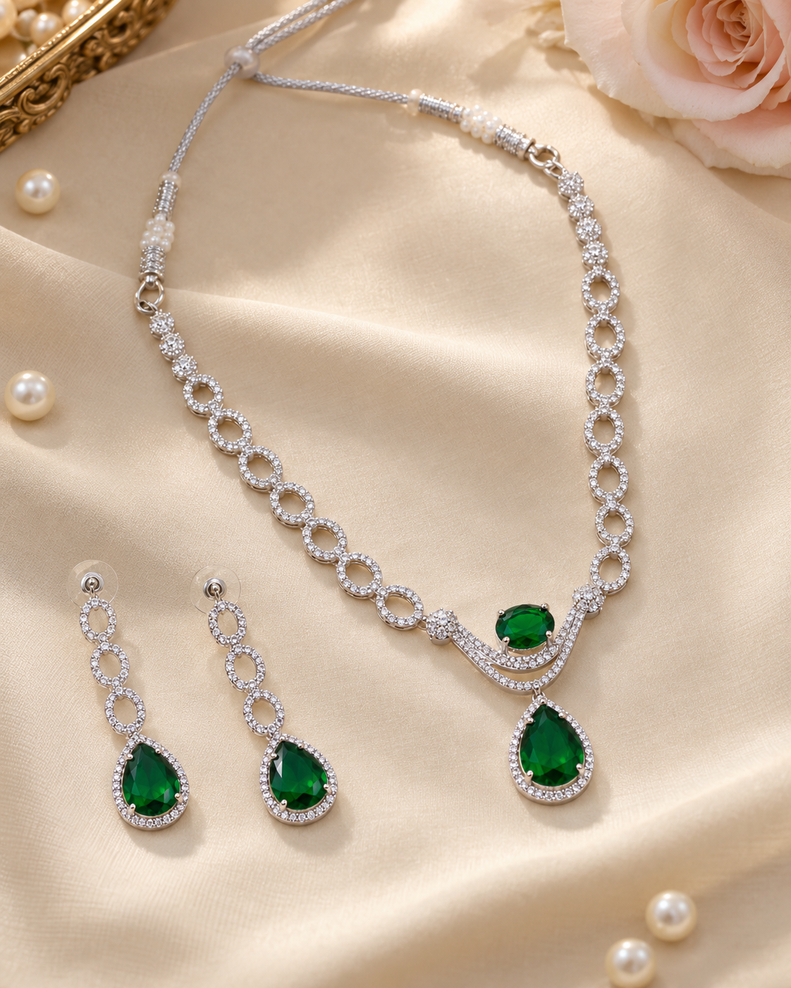 Emerald Infinity Loop Necklace Set