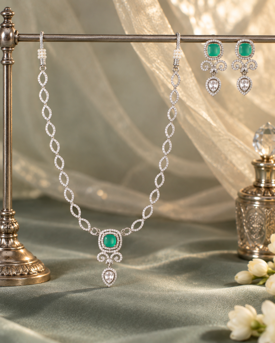 Emerald Scroll Halo Necklace Set