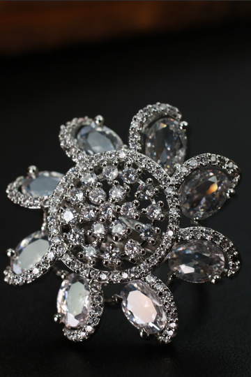 Crystal Bouquet Finger Ring