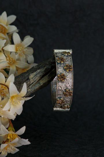 Oxidised Antique Design Brass Base Free Size Openable Dual Tone Floral Rose Bangle for Women