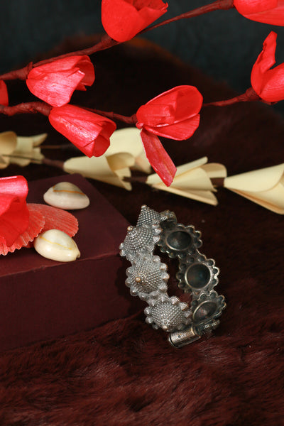 Oxidised Antique Design Brass Base Openable Tribal Spike / Cone-Stud Kada Bracelet for Women