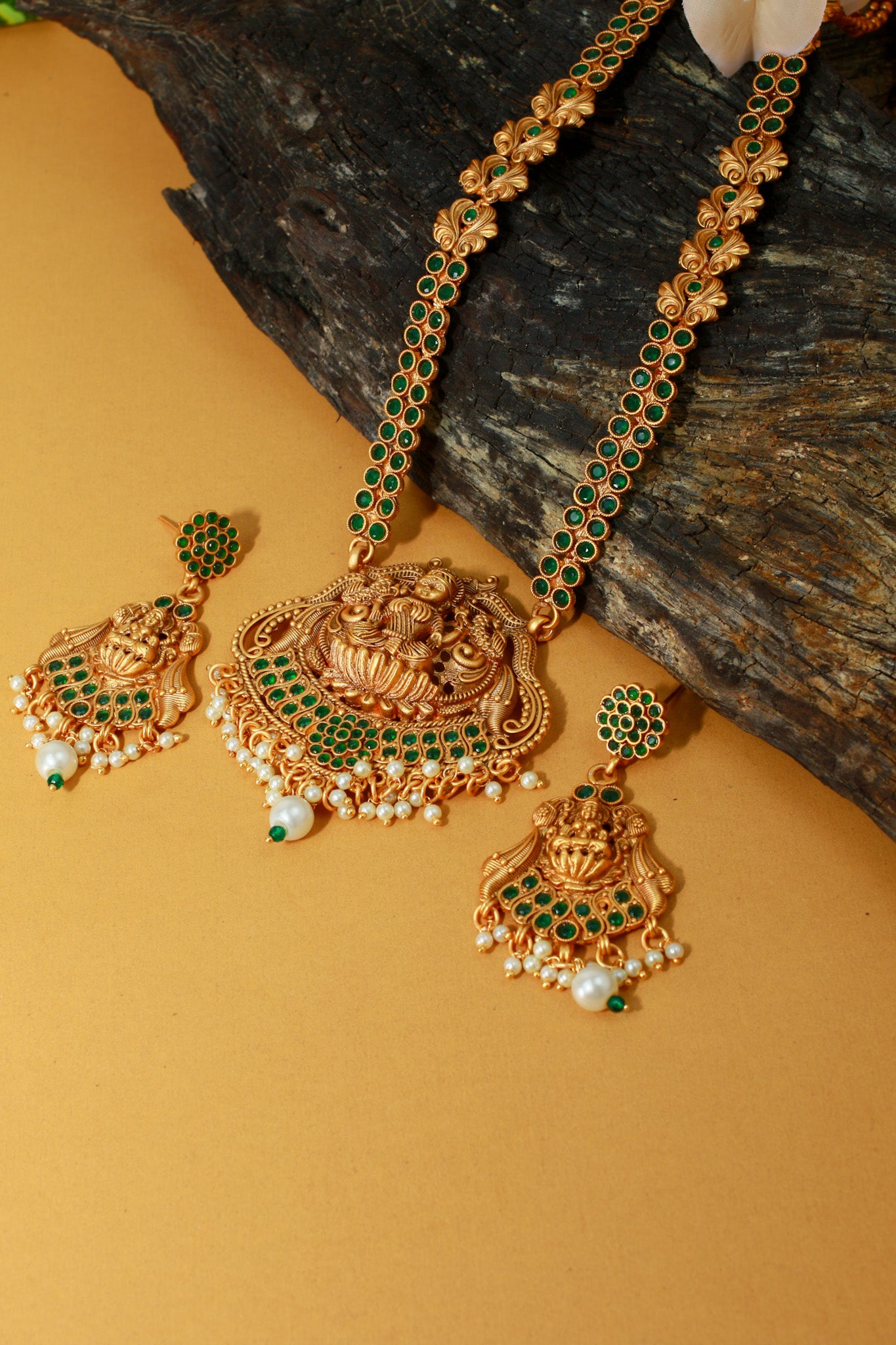 Antique Goddess Temple Necklace with Green Highlights