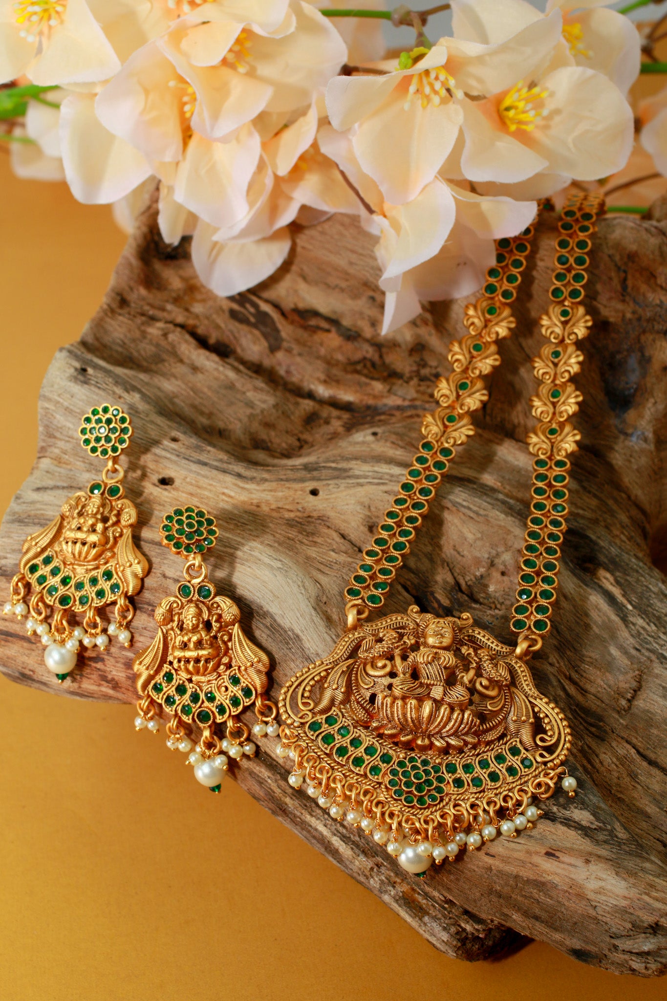 Antique Goddess Temple Necklace with Green Highlights