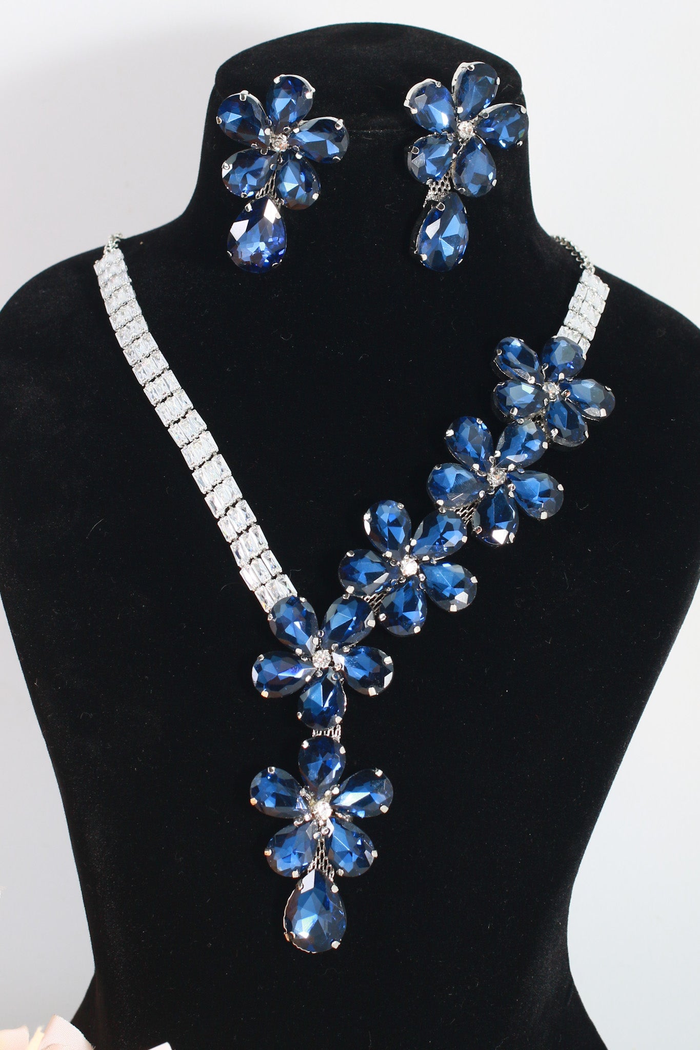 Korean Blue Floral Glass Stone Jewelry Necklace Set | Rhodium Plated Statement Jewelry with Earrings
