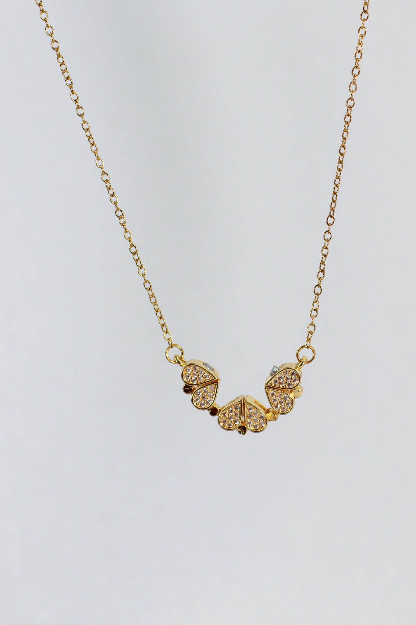 Magnetic Clover Heart Pendant Necklace – 4-in-1 Convertible CZ Necklace, Anti-Tarnish Gold