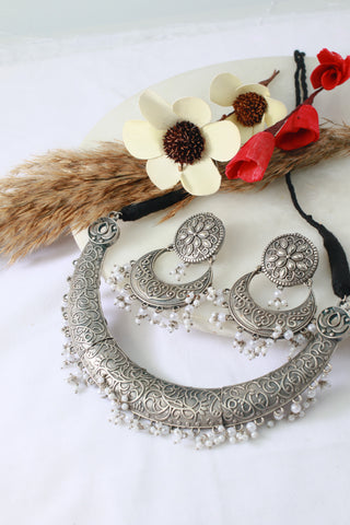 German Silver Oxidised Floral & Pearl Dangling Necklace Set