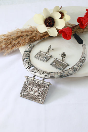 German Silver Oxidised Temple Necklace with Earrings (Rectangular Pendant)