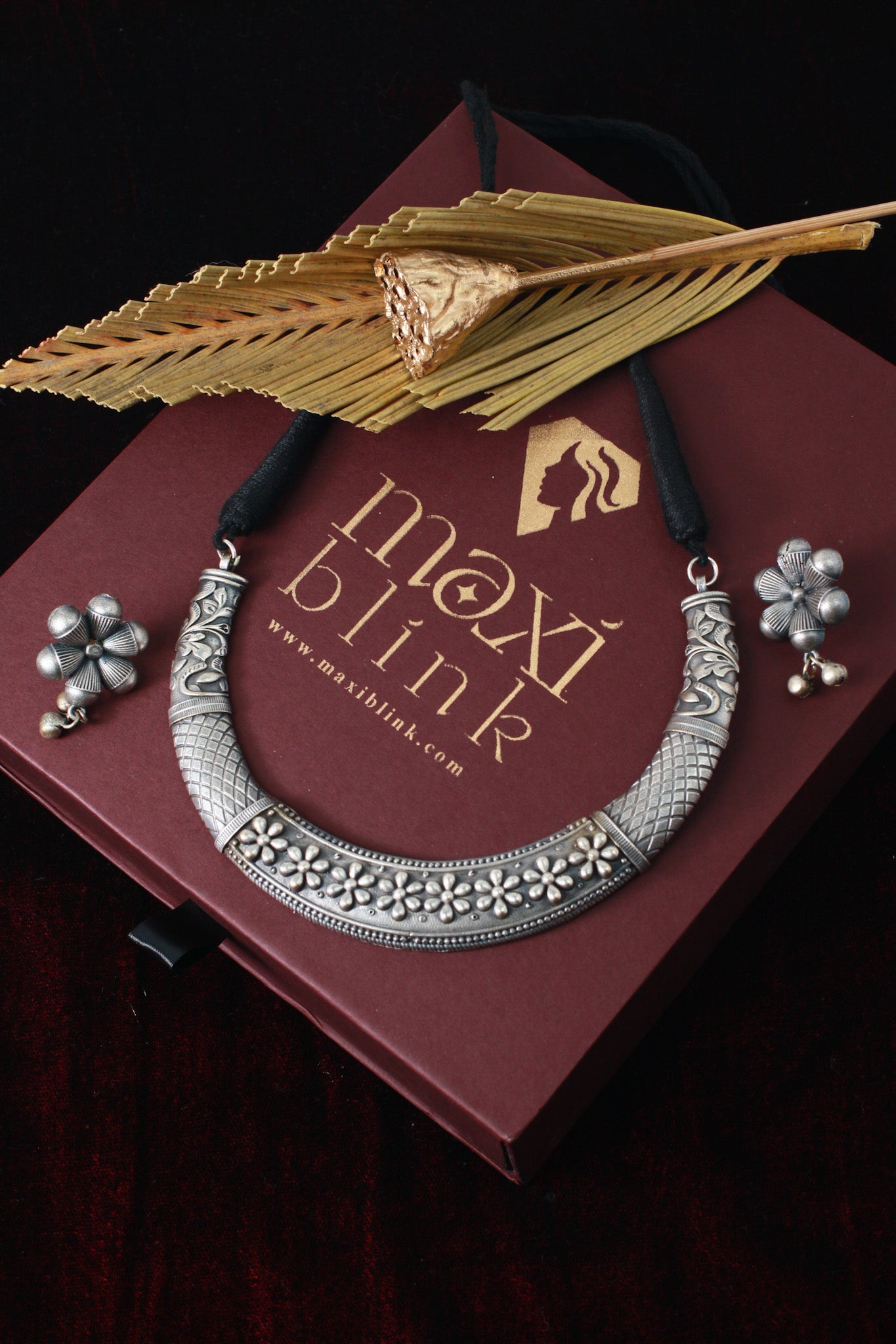 German Silver Floral Engraved Temple Necklace Set with Earrings