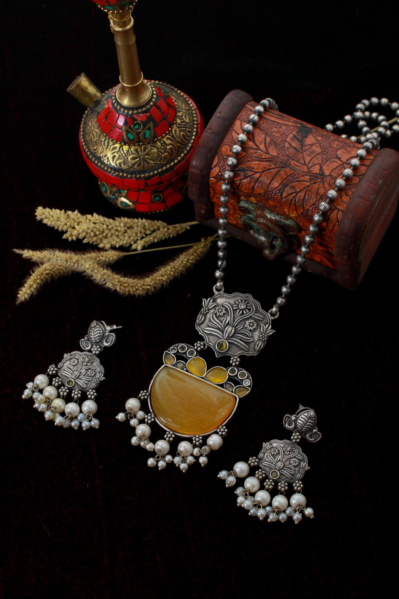 Yellow Monalisa Floral Panel Pendant Set with Pearls | Oxidised German Silver