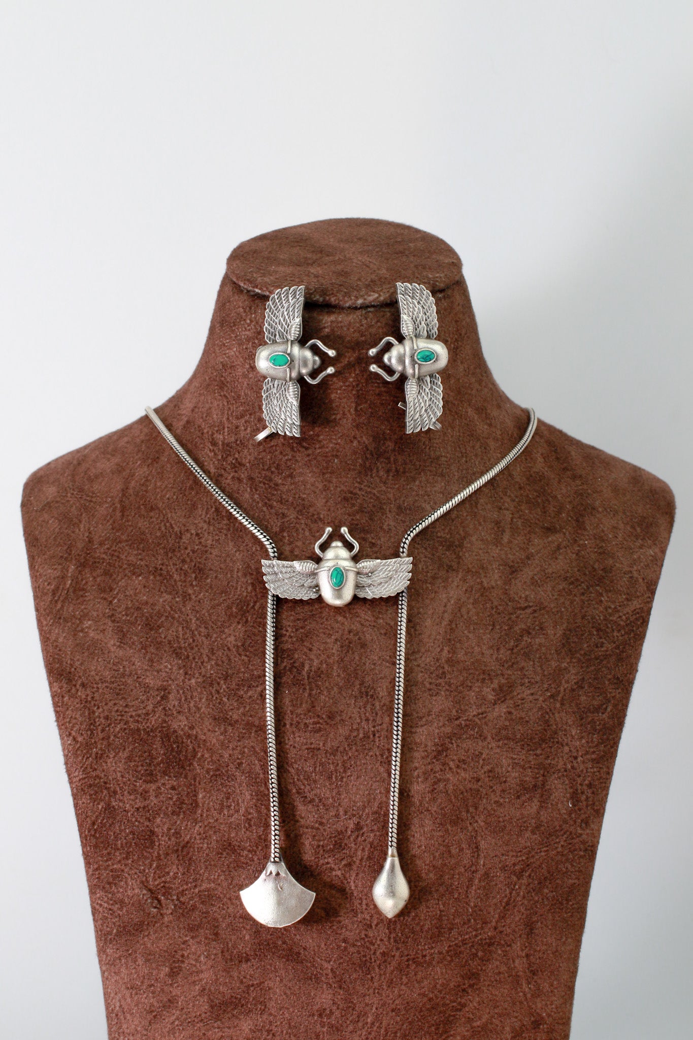 Turquoise Monalisa Winged Scarab Pendant Set | Oxidised German Silver