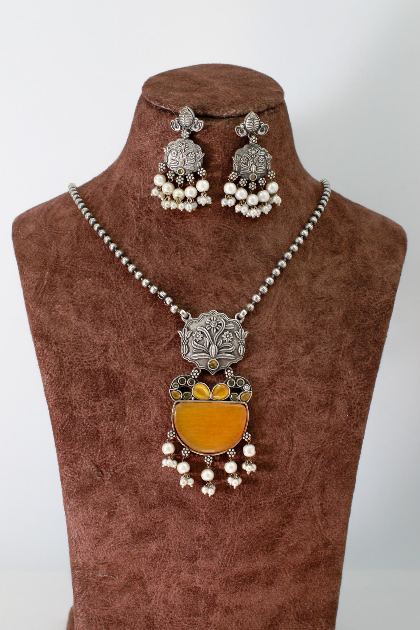 Yellow Monalisa Floral Panel Pendant Set with Pearls | Oxidised German Silver