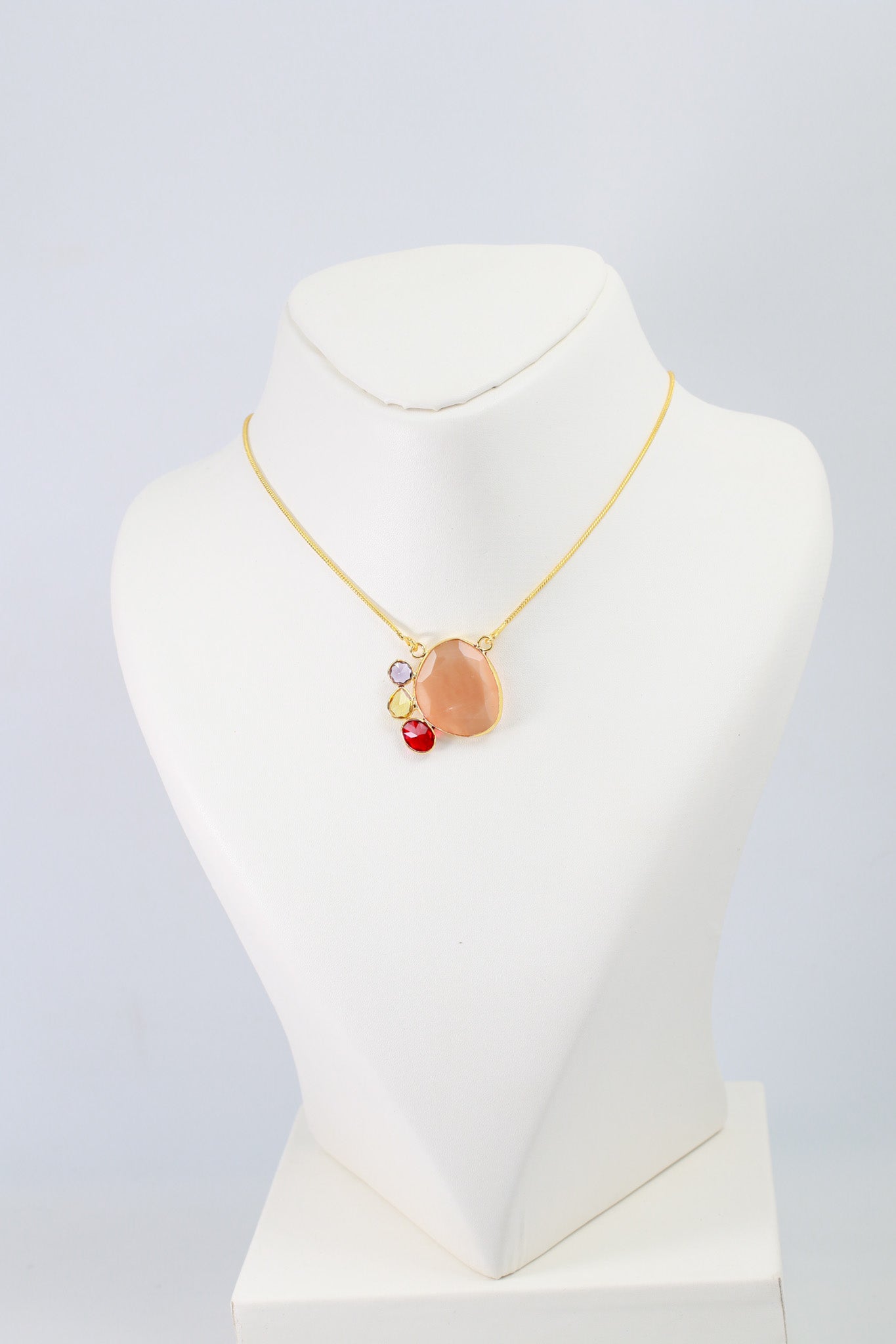 Peach & Multicolor Pendant Necklace | Natural Stones, Gold-Plated Brass