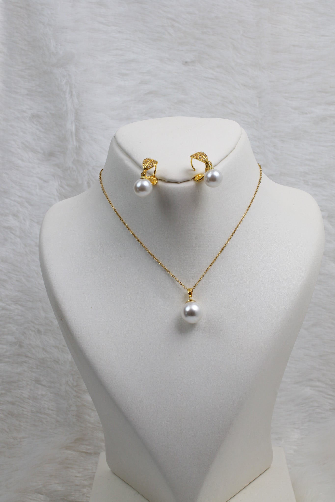 Single Pearl Drop Pendant Set - Minimalist Gold Plated Necklace & Earrings | Anti Tarnish