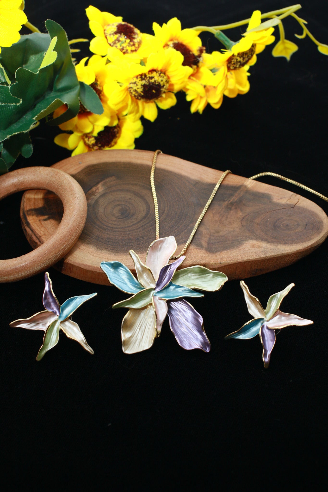 Pastel Star Flower Pendant Set - Multicolor Enamel Luxury Set with Anti Tarnish Coating