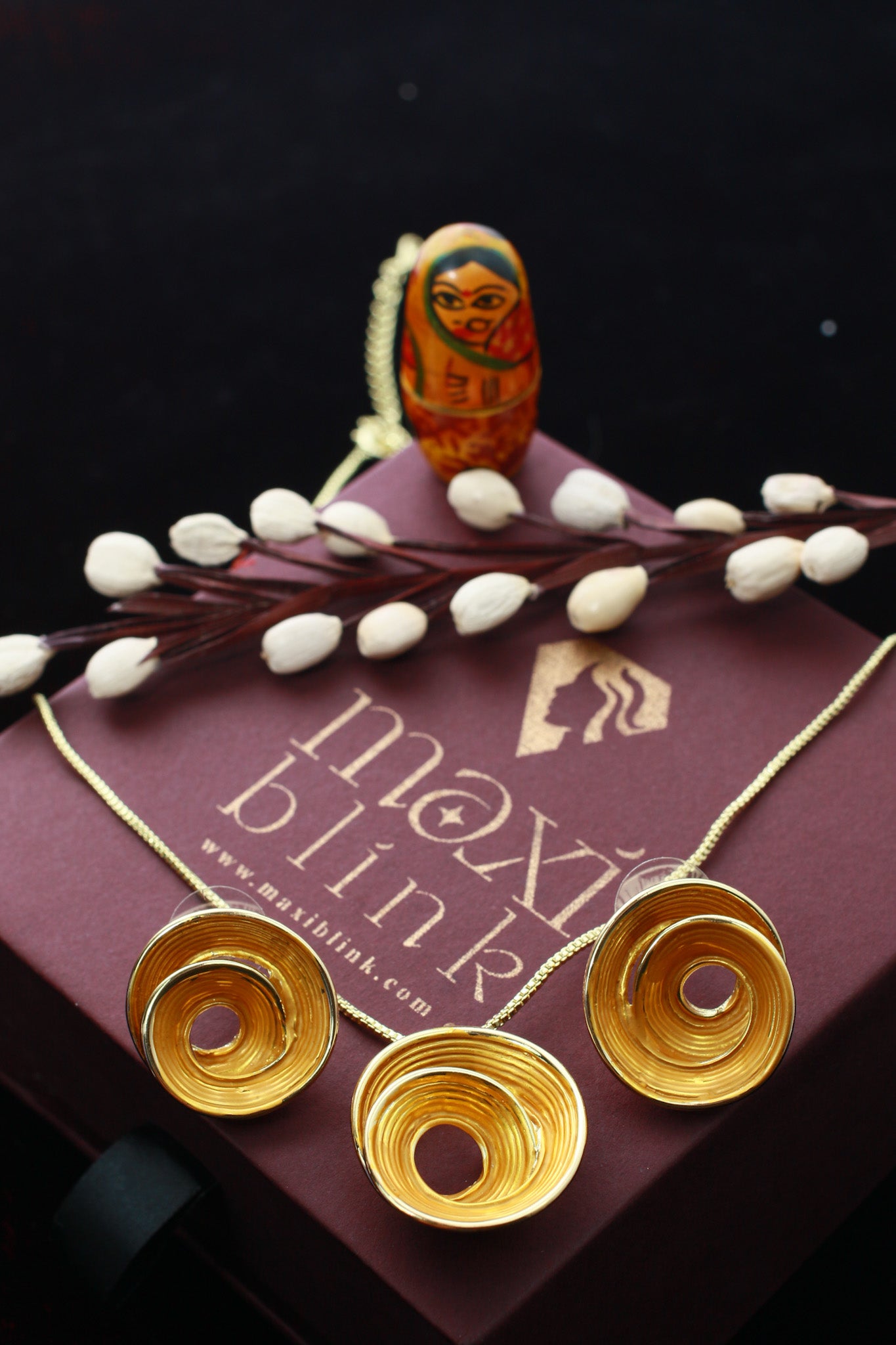 Golden Spiral Pendant Set - Minimal Luxury Gold Plated Jewelry Set | Anti Tarnish Coating