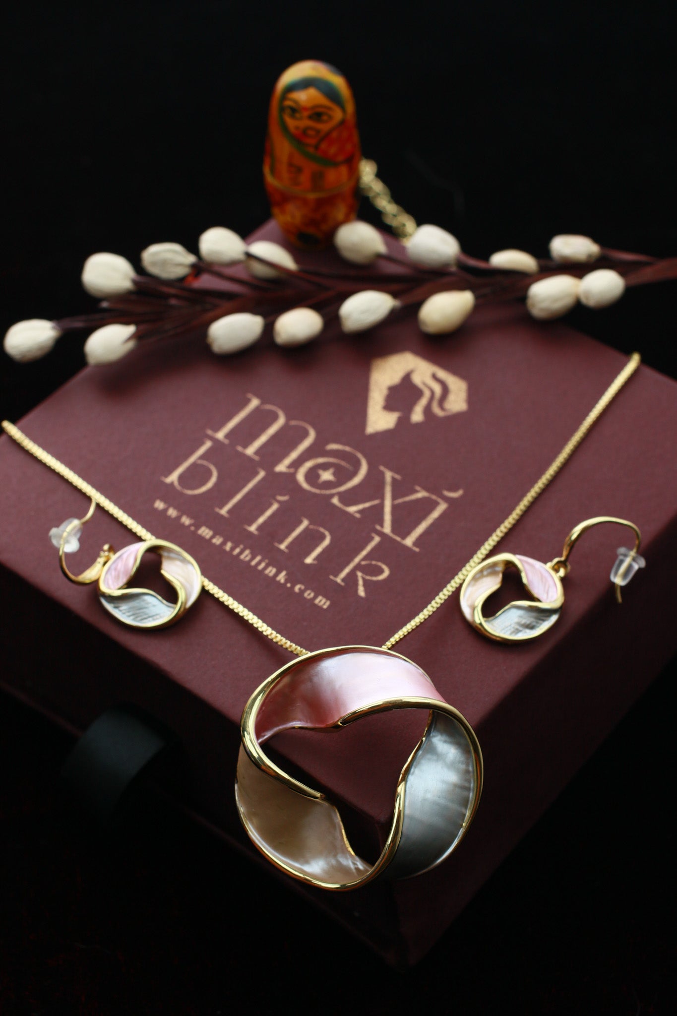 Trio Wave Circle Pendant Set - Pink, Rose & Silver Enamel | Luxury Long Lasting Pendant Set