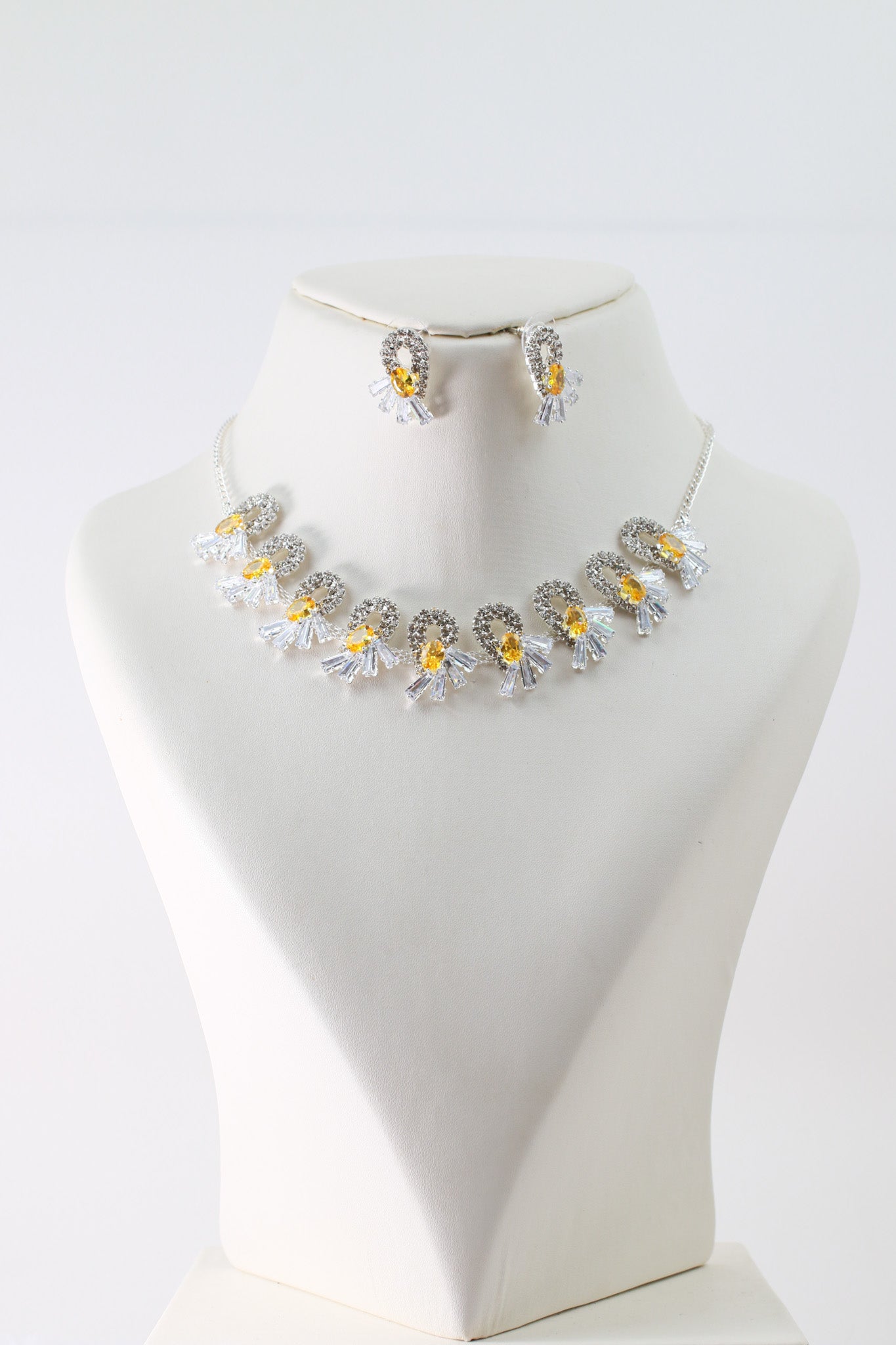 Yellow Korean Glass Stone Necklace Set with Earrings | Premium Crystal Jewellery – necklace set for women India – MaxiBlink