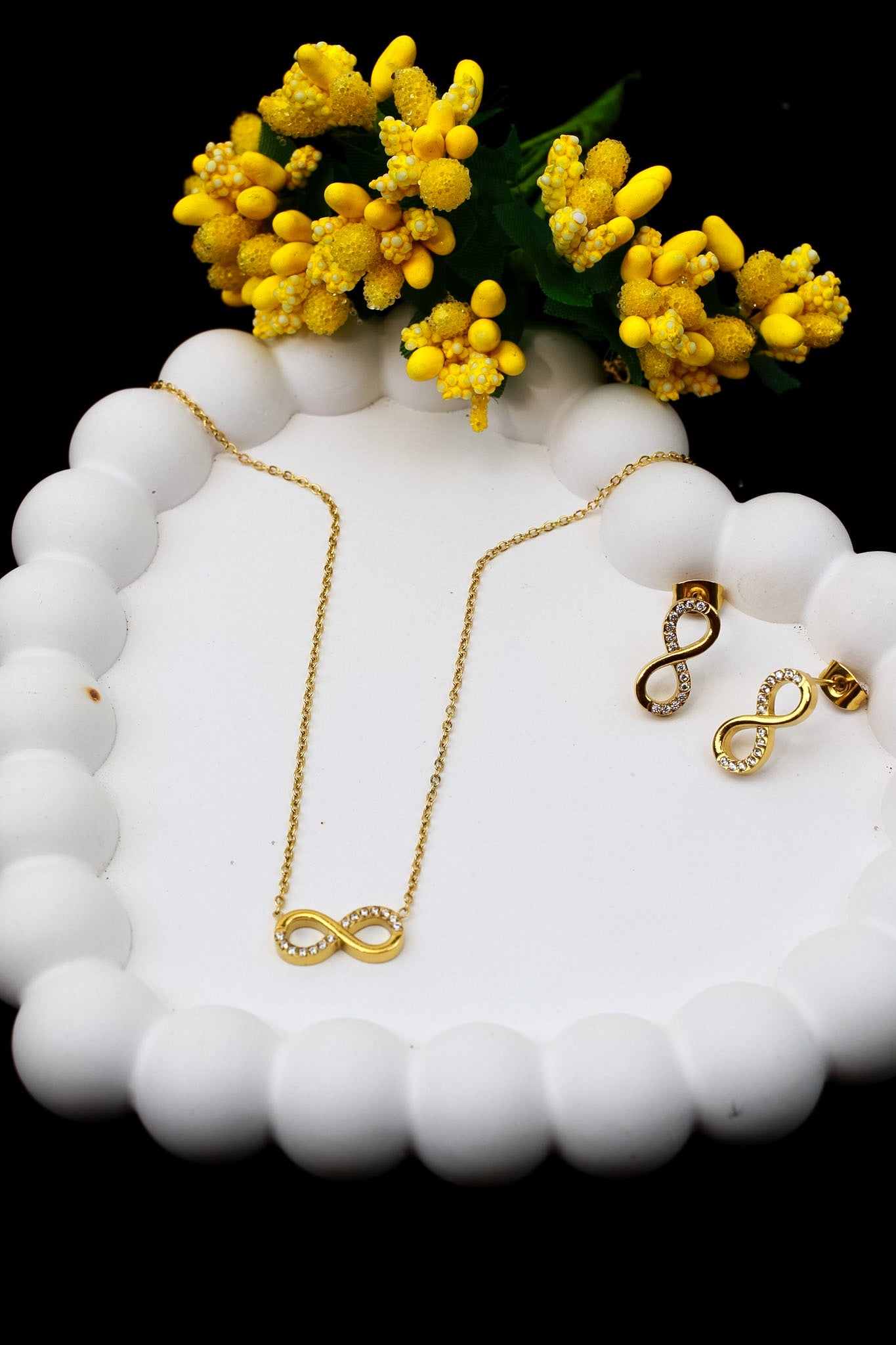 Infinity lucky 8 necklace and matching earrings set, 18K gold plated – full length view