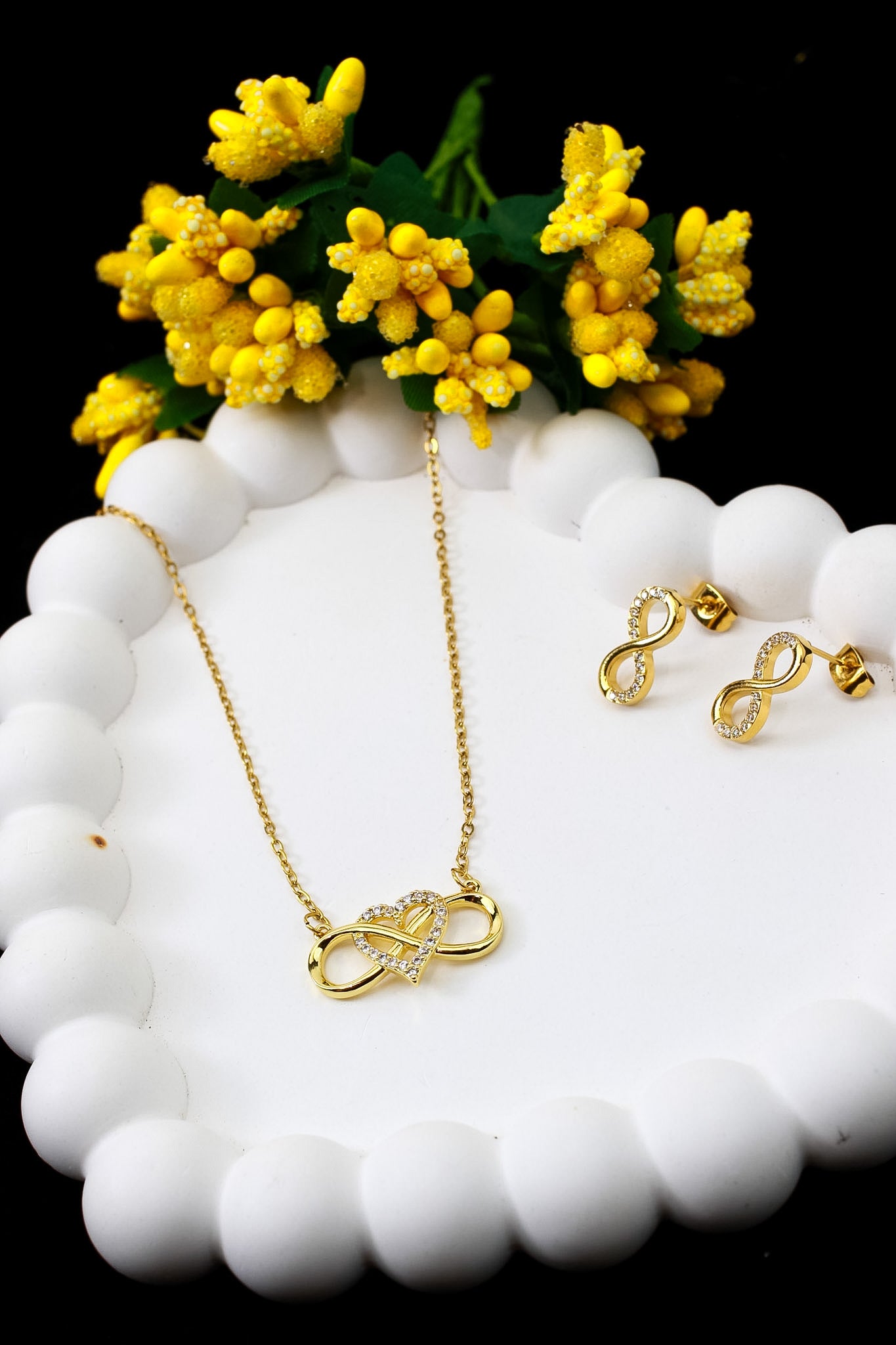 Heart accent infinity pendant necklace and matching stud earrings set, 18K gold plated – full length view