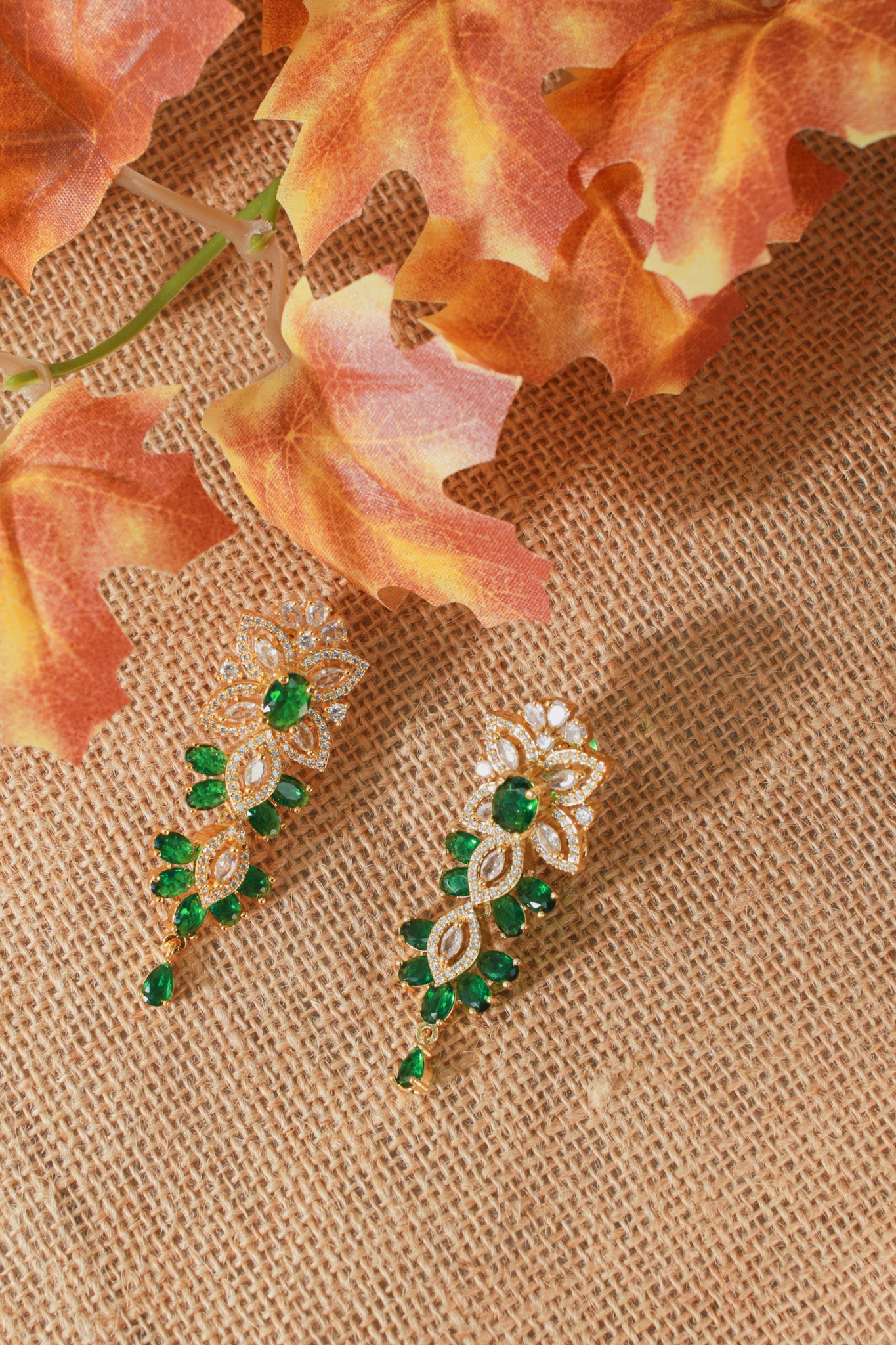Golden Regal Emerald Choker Set