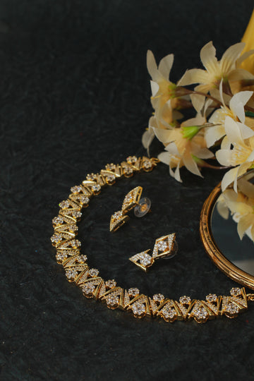 Golden Zigzag Floral AD Necklace Set