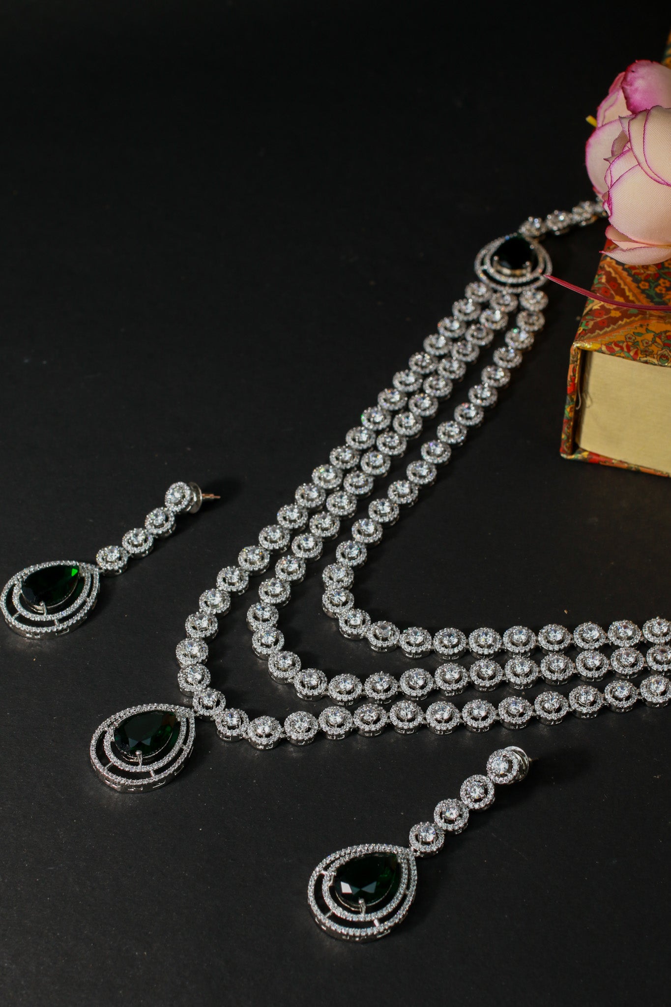 Layered Emerald AD Necklace Set