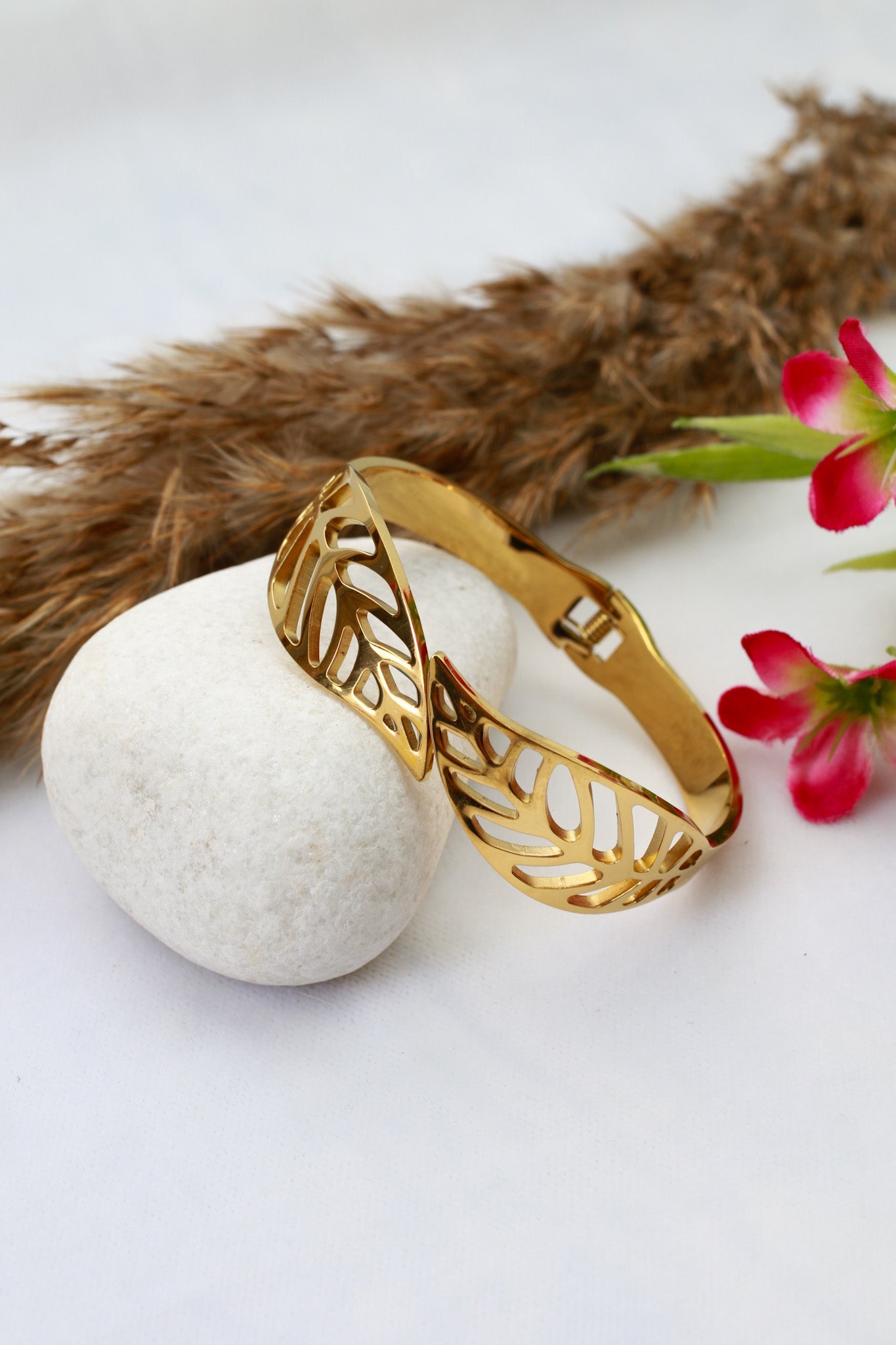 Anti - Tarnish Gold Open Leaf Cuff Bracelet – Stainless Steel Cutout Design - Maxiblink