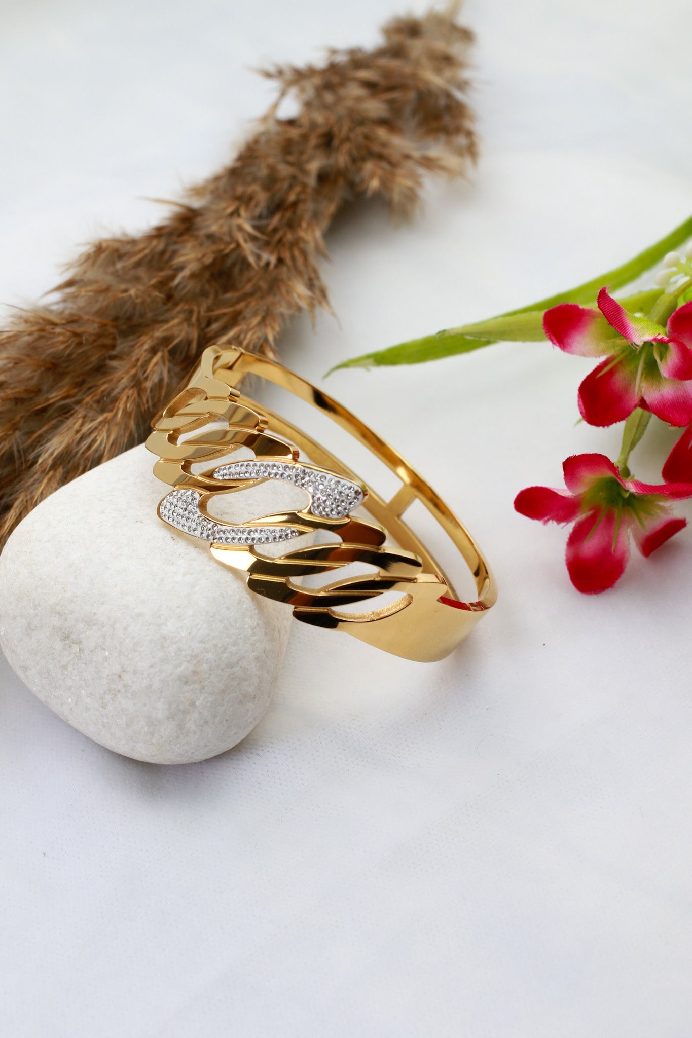Anti - Tarnish Gold Sculpted Geometric Cuff Bracelet – Stainless Steel with CZ Detailing - Maxiblink