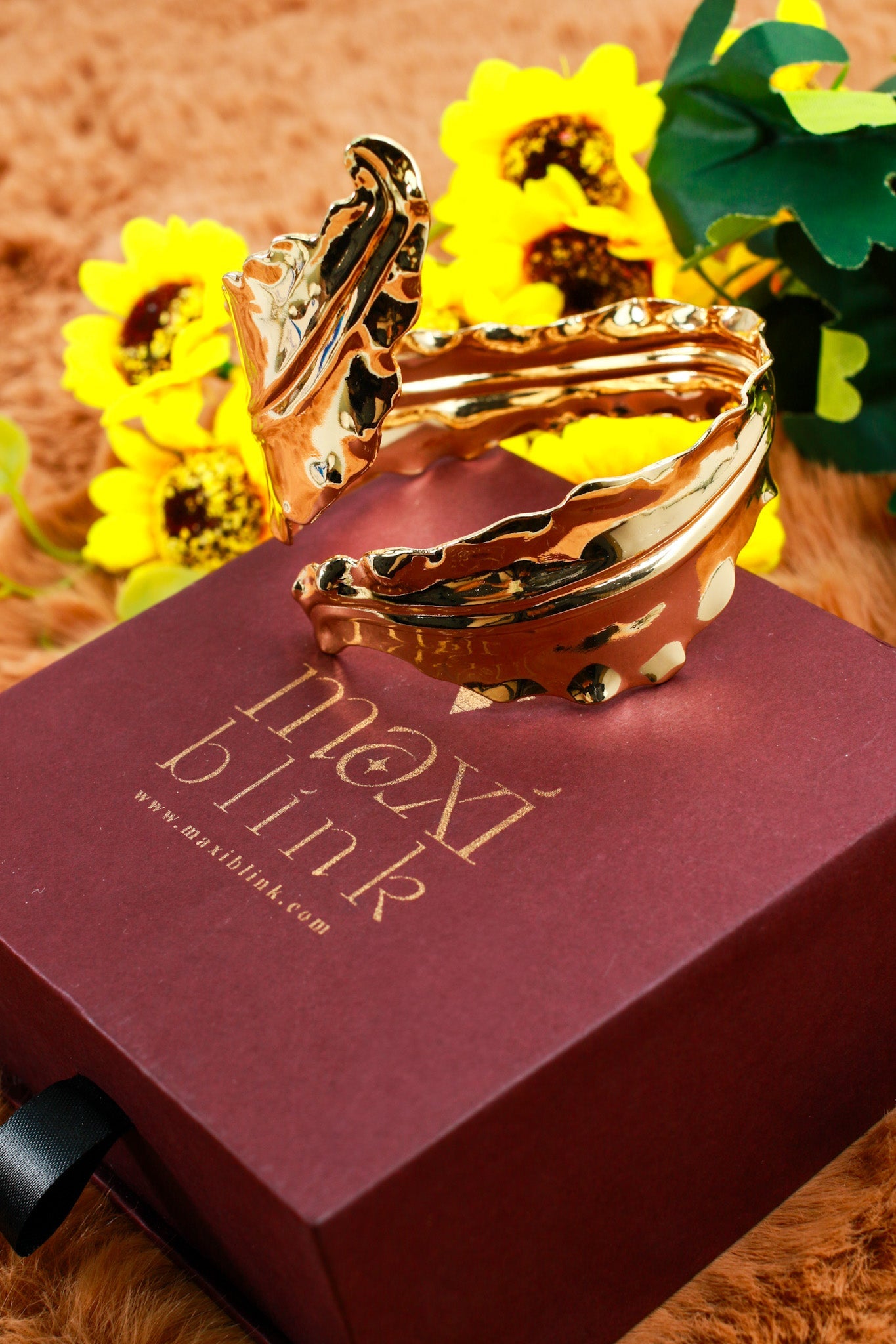 Anti - Tarnish Gold Sculpted Leaf Cuff Bracelet – Textured Statement Design - Maxiblink