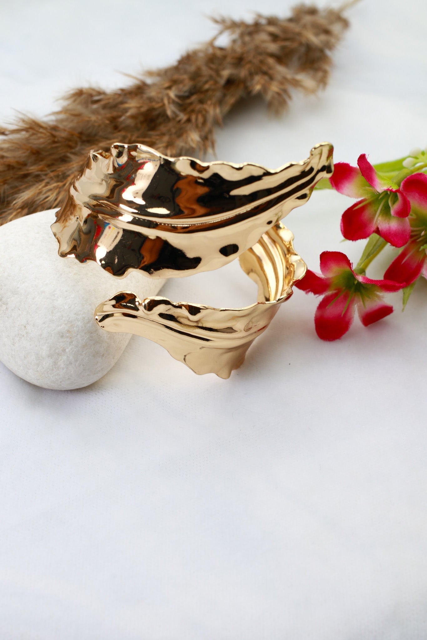 Anti - Tarnish Gold Sculpted Leaf Cuff Bracelet – Textured Statement Design - Maxiblink