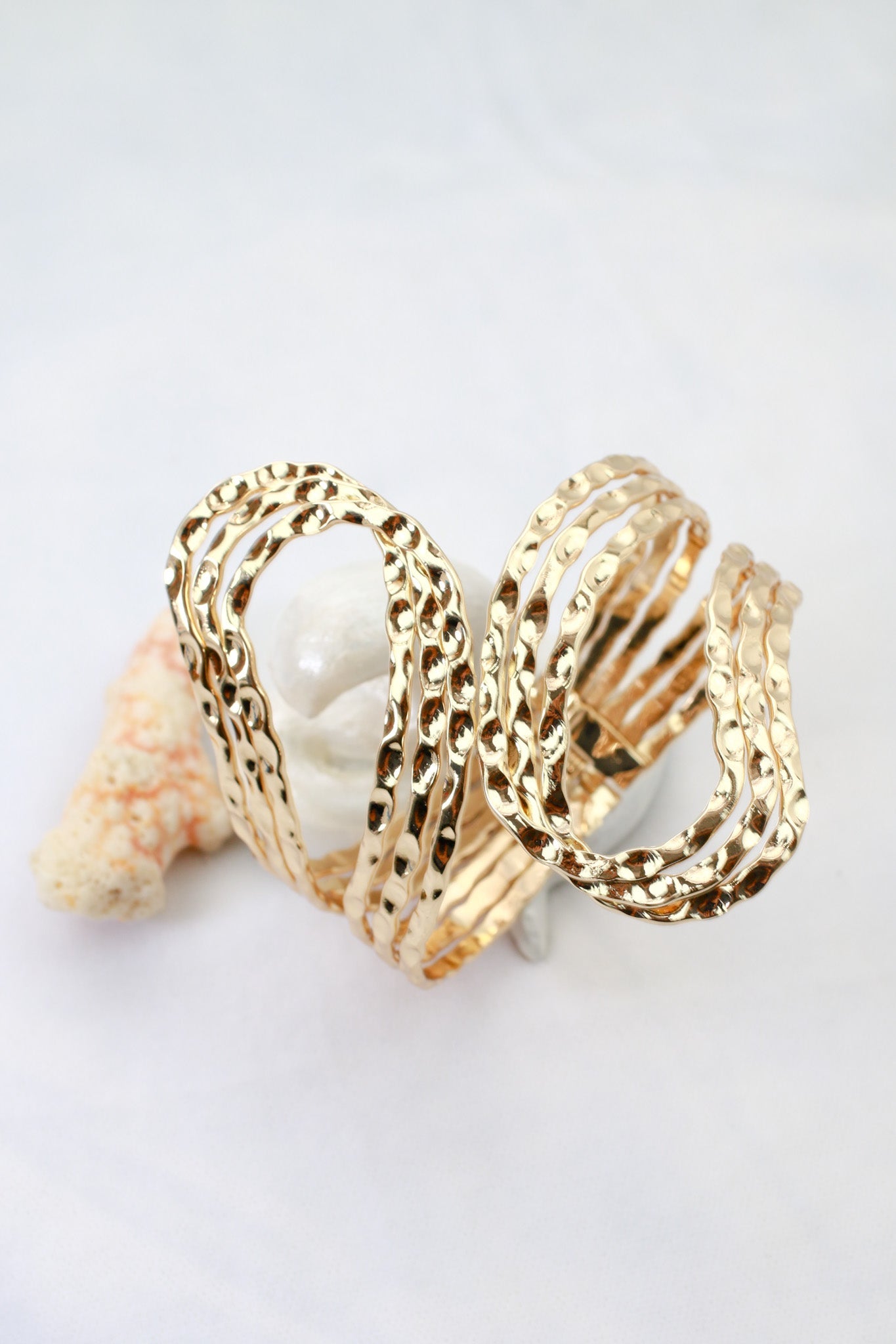Anti - Tarnish Stainless Steel Bracelet — Gold Sculpted Petal Cuff - Maxiblink
