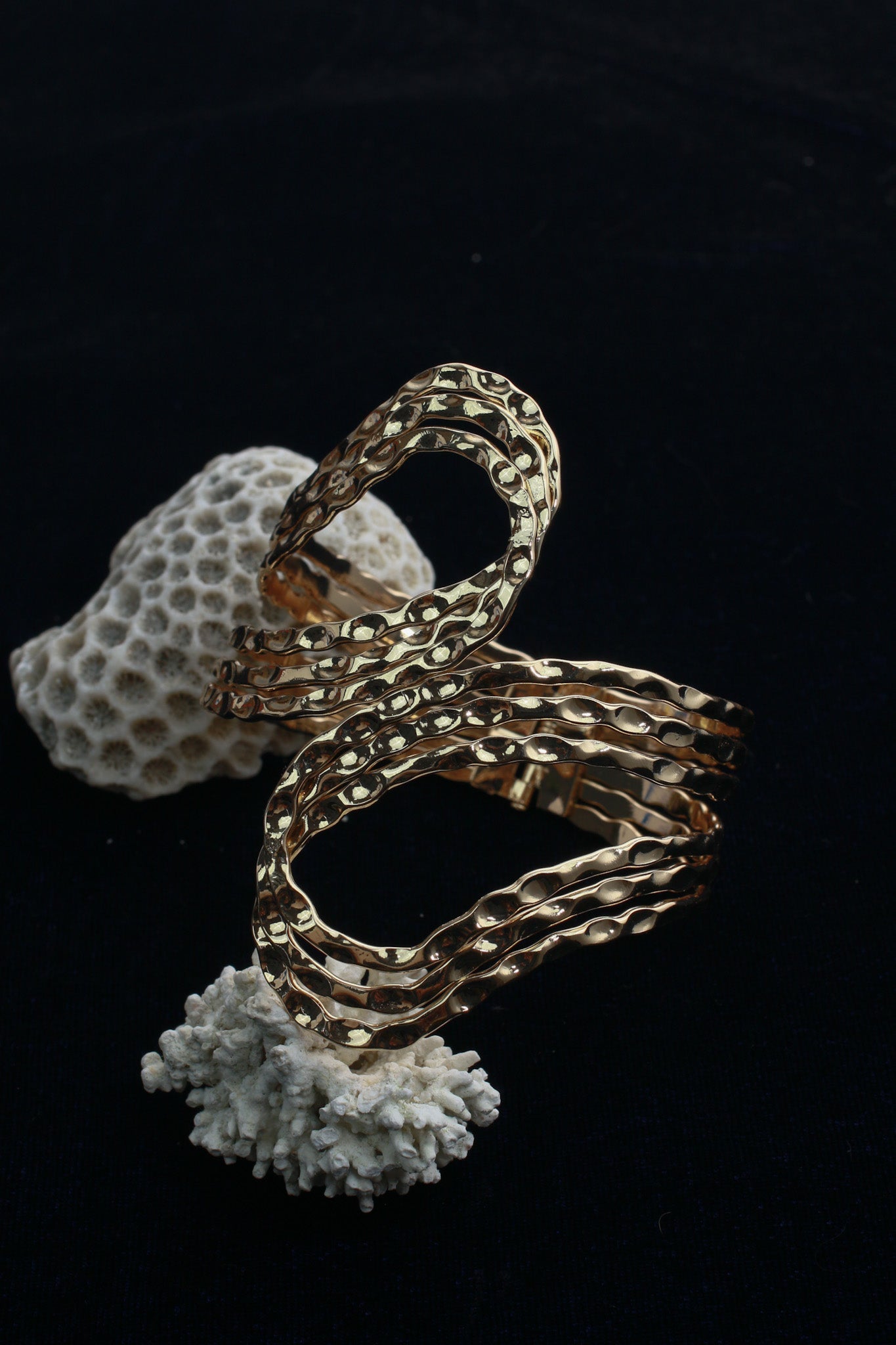 Anti - Tarnish Stainless Steel Bracelet — Gold Sculpted Petal Cuff - Maxiblink