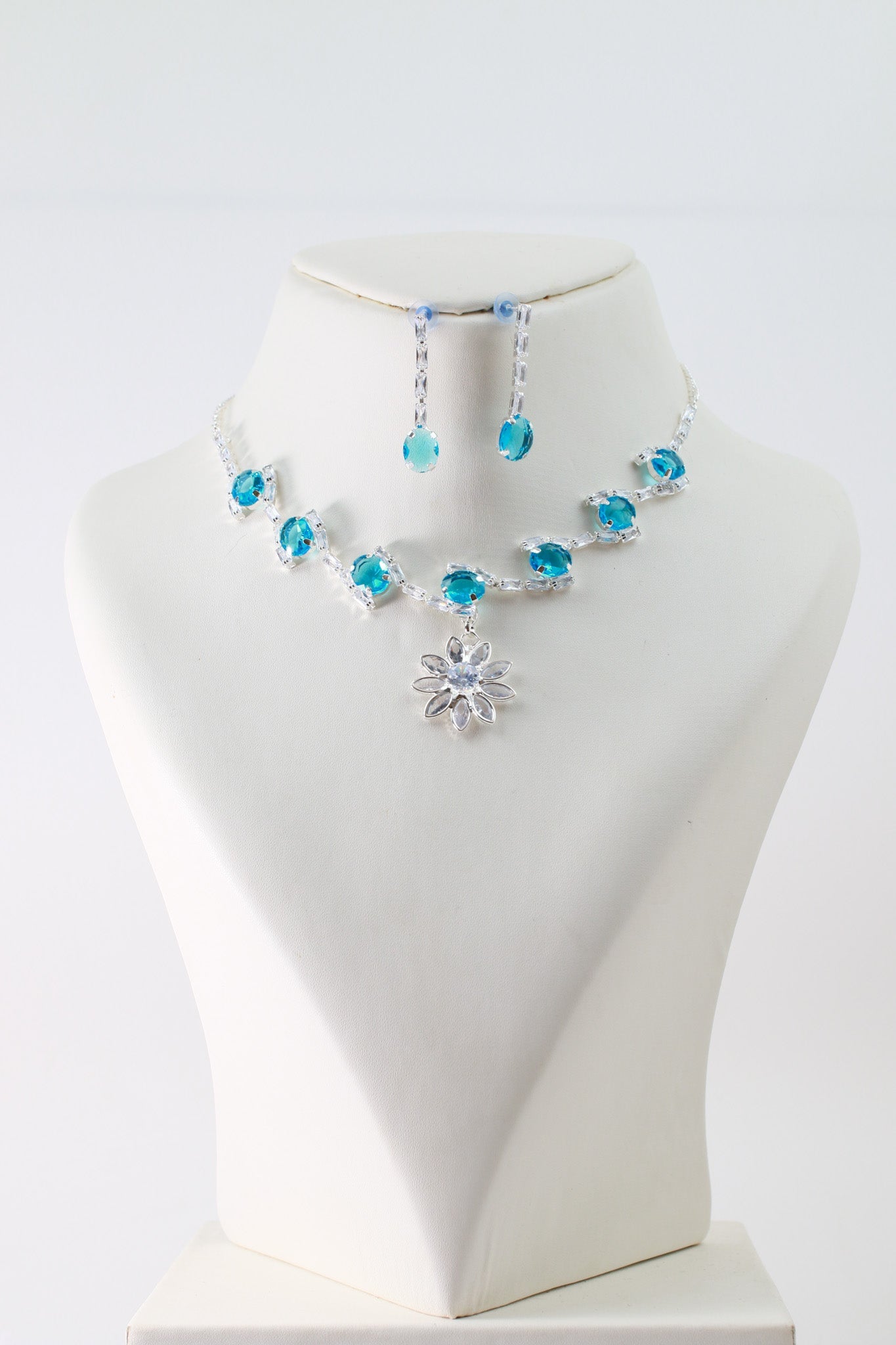 Aqua Blue Korean Glass Stone Necklace Set | Premium Party Jewellery - Maxiblink
