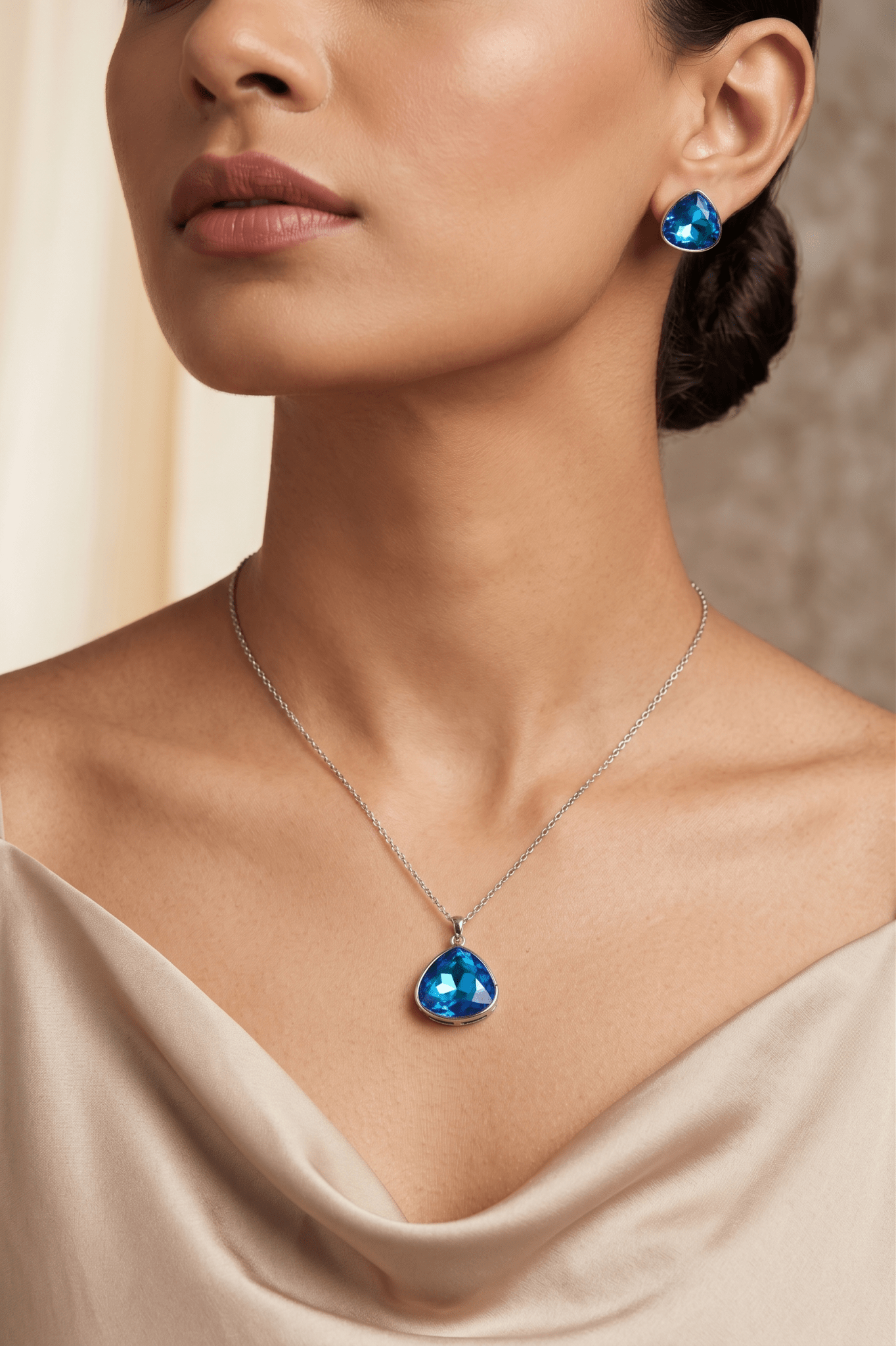 Blue Bermuda Crystal Trillion Pendant Set - Maxiblink