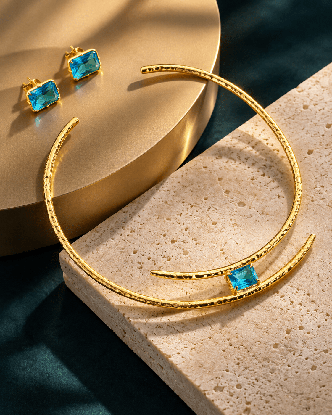 Blue Stone Hammered Gold Open Collar Necklace Set - Maxiblink