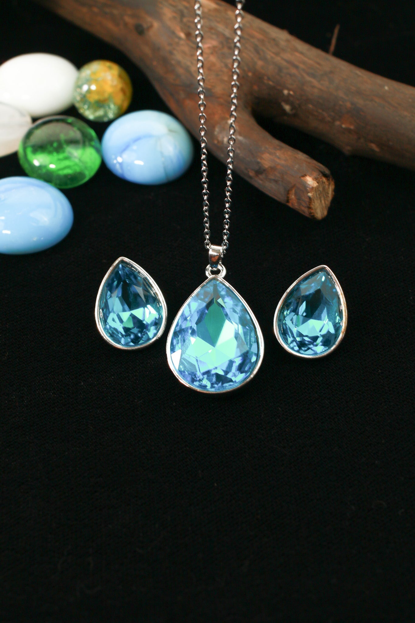 Blue Teardrop Crystal Pendant Set - Maxiblink