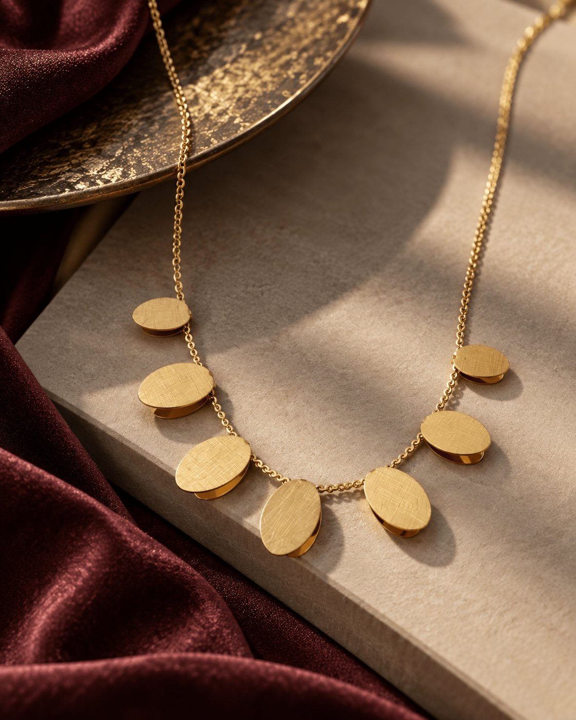Brushed Gold Disc Dangle Necklace - Maxiblink