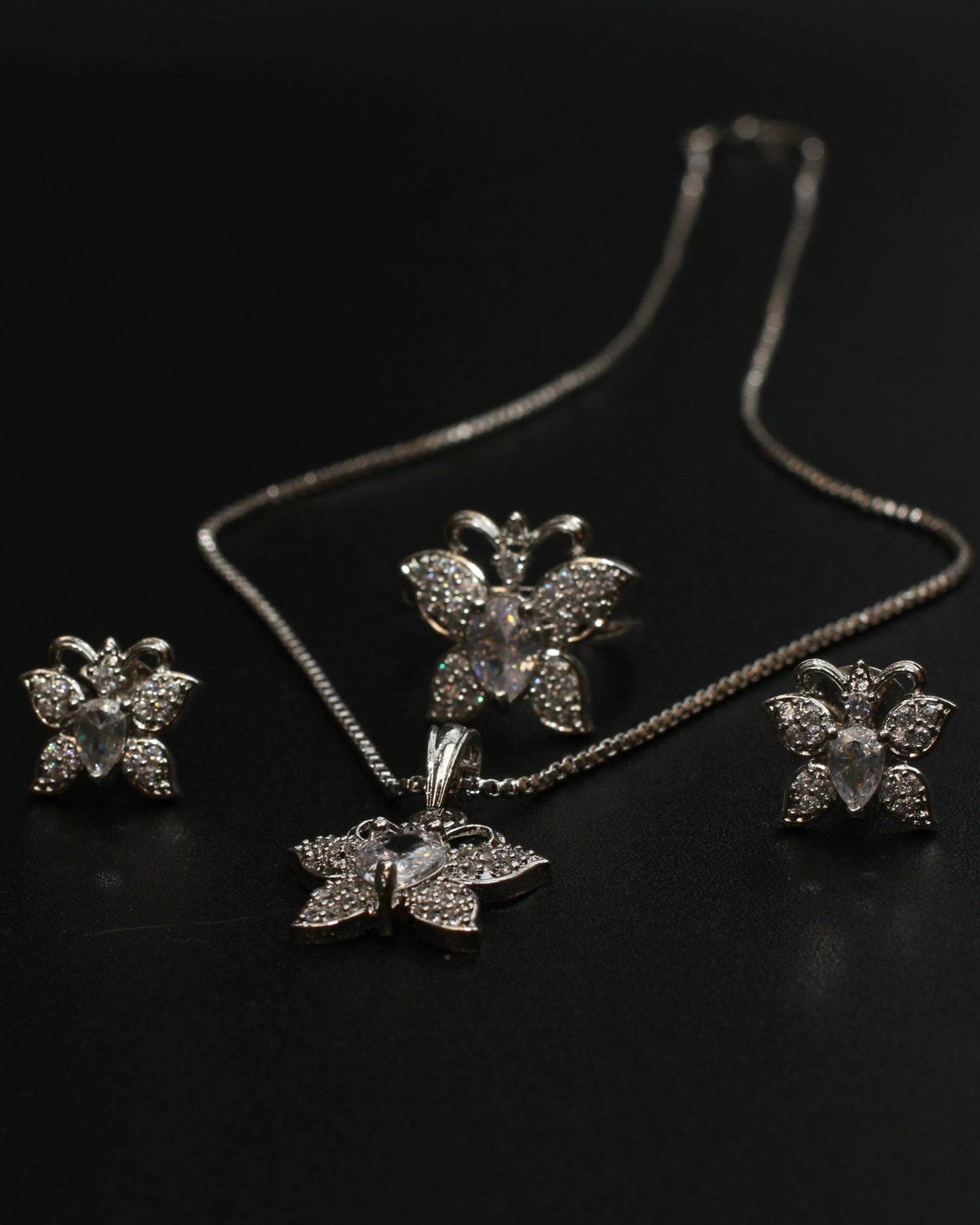 Butterfly Pendant Ring Set - Maxiblink