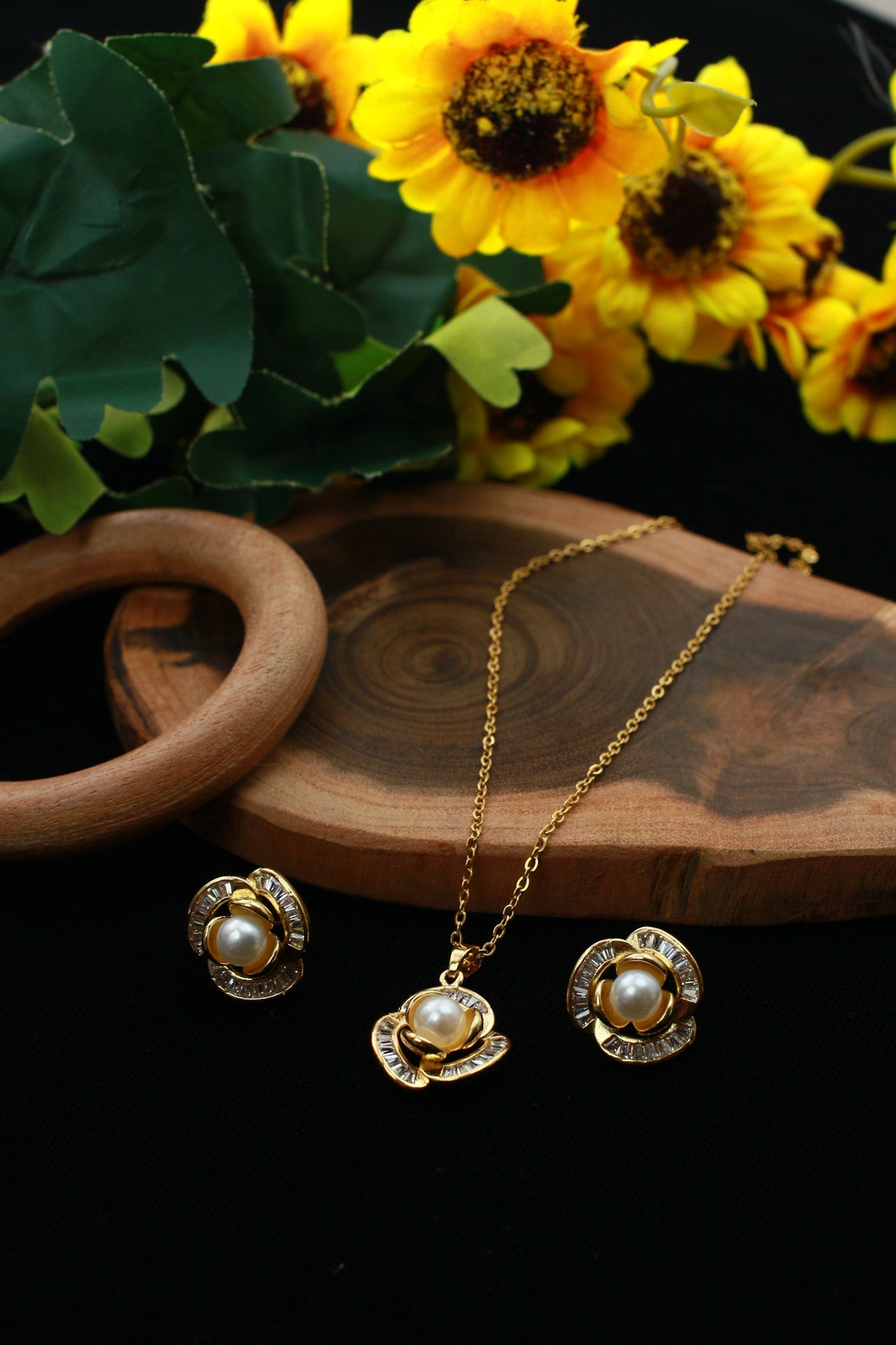 Classic Pearl Halo Pendant Set - Gold Plated with Crystals | Elegant Anti Tarnish Jewelry - Maxiblink