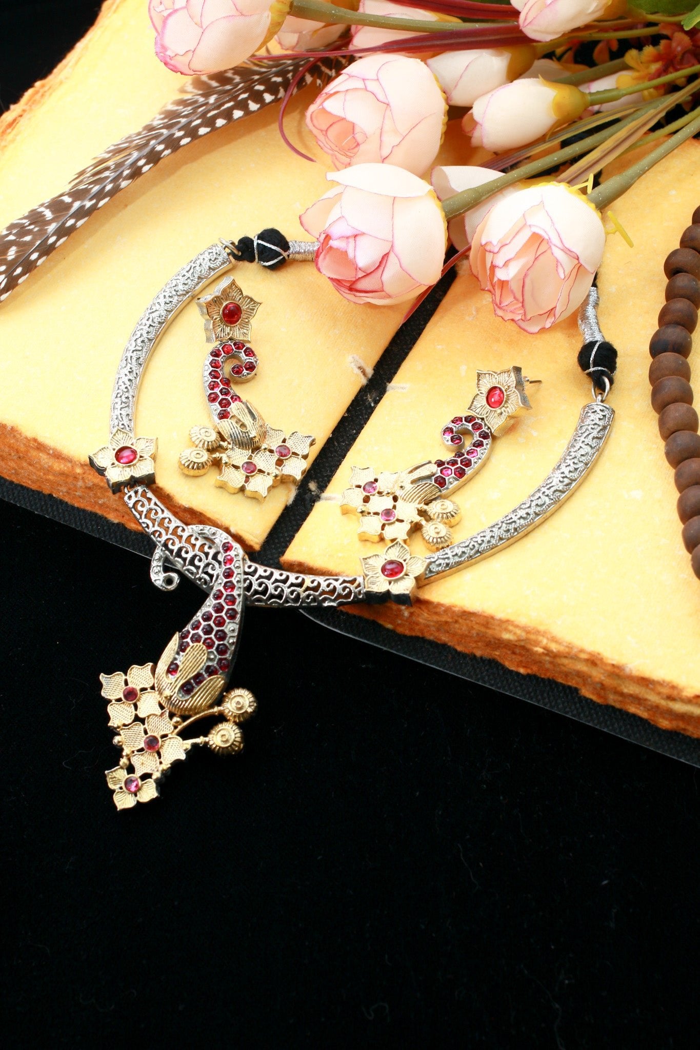 Classic Ruby Dual - Tone Fish Motif Statement Necklace Set - Maxiblink