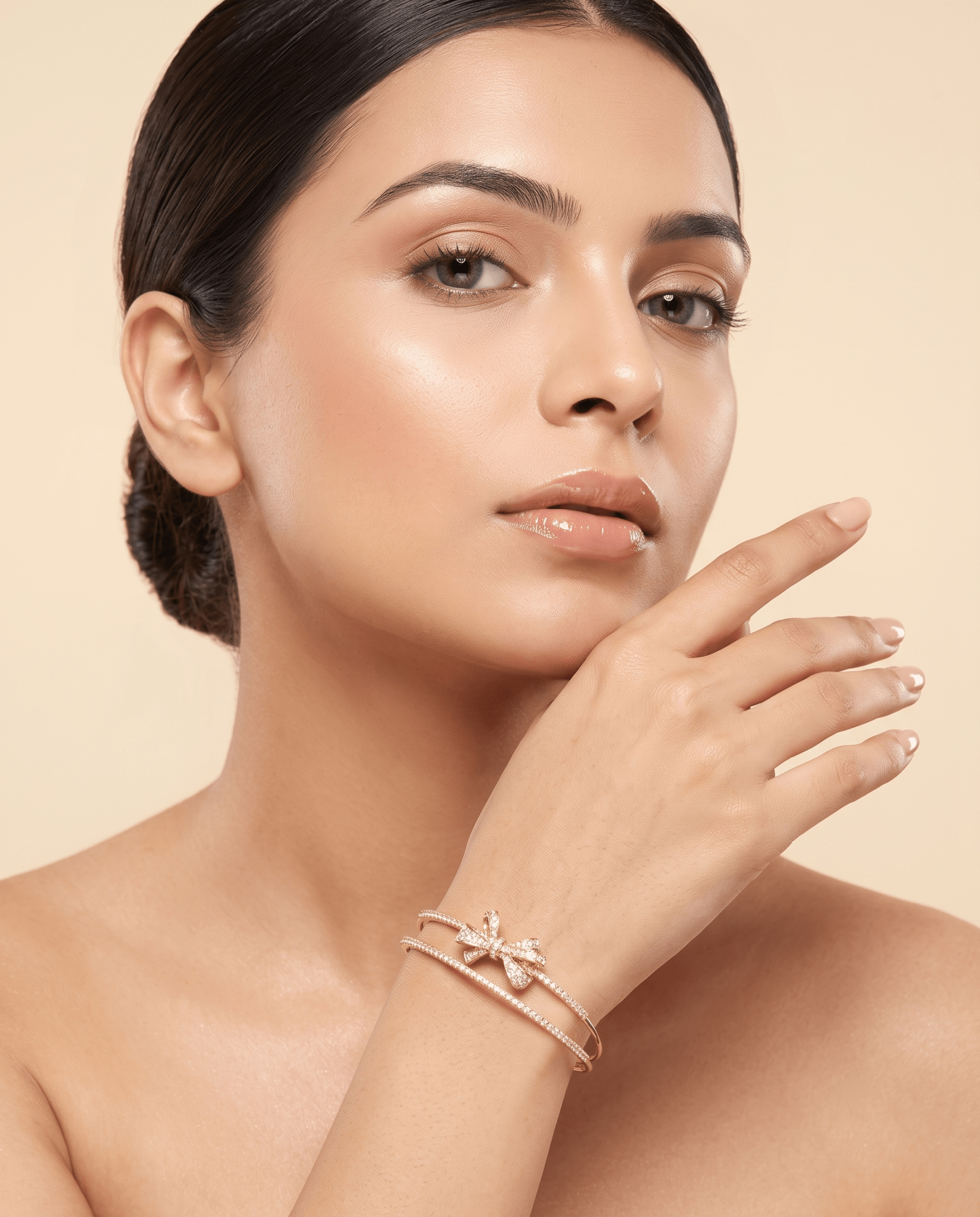 Crystal Bow Double Layer Cuff Bracelet - Maxiblink
