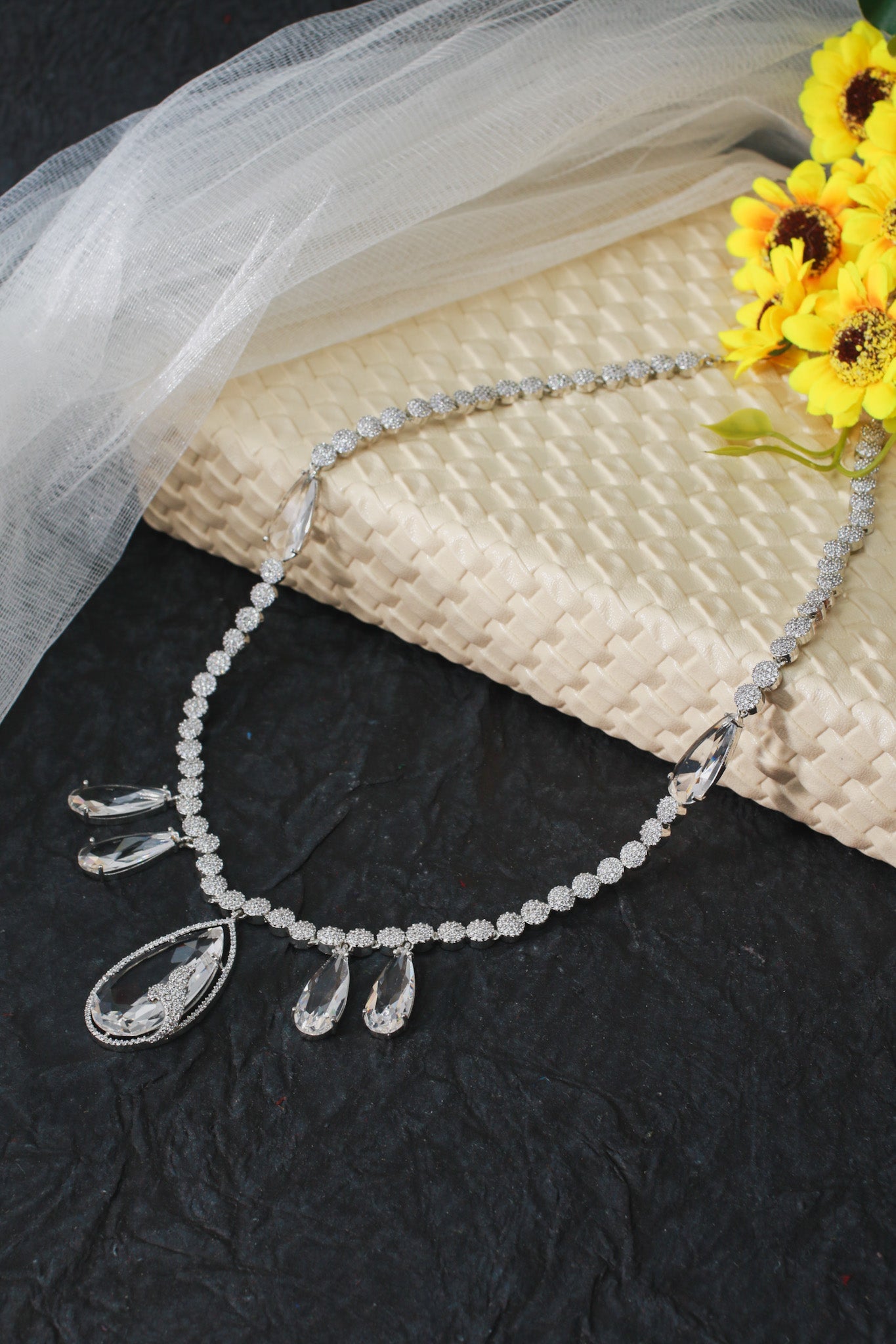 Crystal Drop Eleganza Necklace Set - Maxiblink