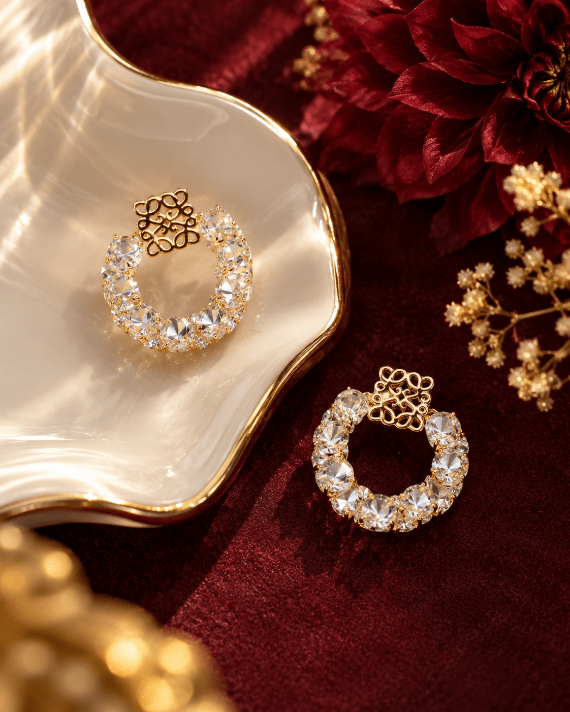 Crystal Wreath Emblem Stud Earrings - Maxiblink
