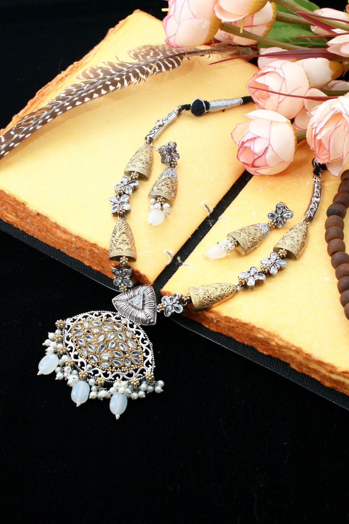 Elegant Dual - Tone Floral Filigree Pendant Haram Necklace Set - Maxiblink